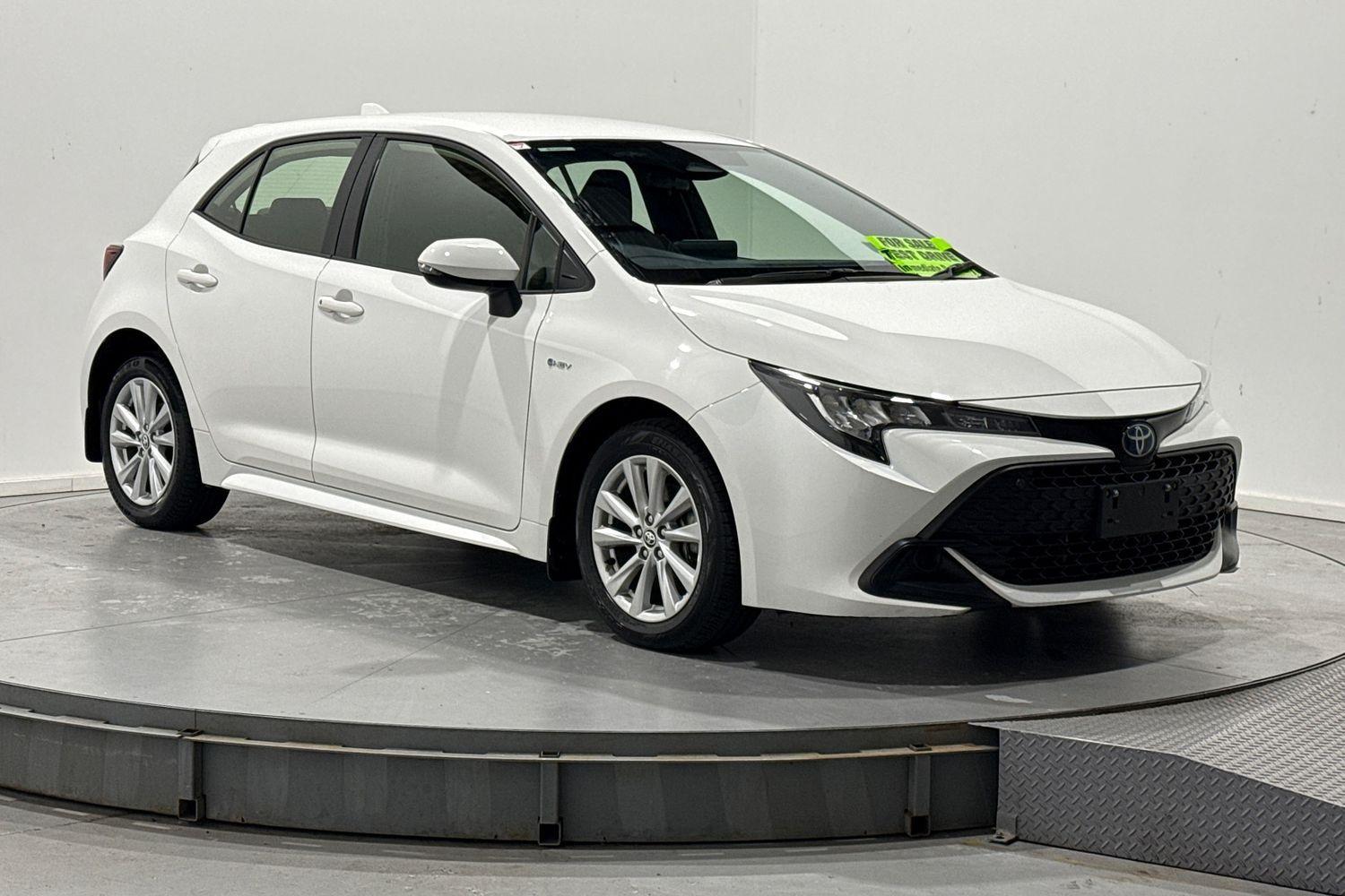 2024 Toyota Corolla Ascent Sport in White