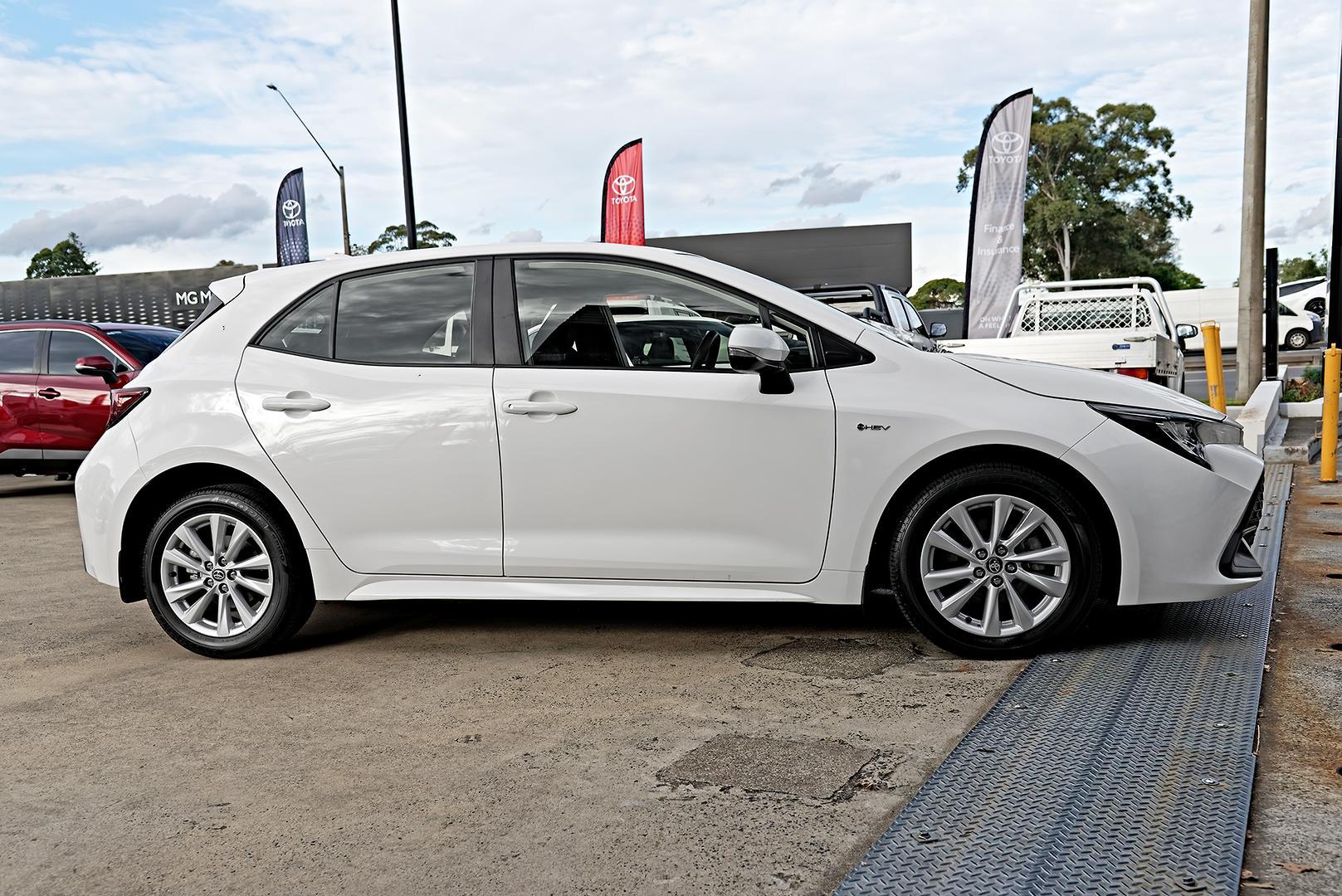 2024 Toyota Corolla Ascent Sport in White