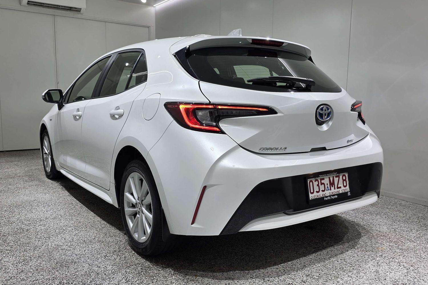2025 Toyota Corolla Ascent Sport in White