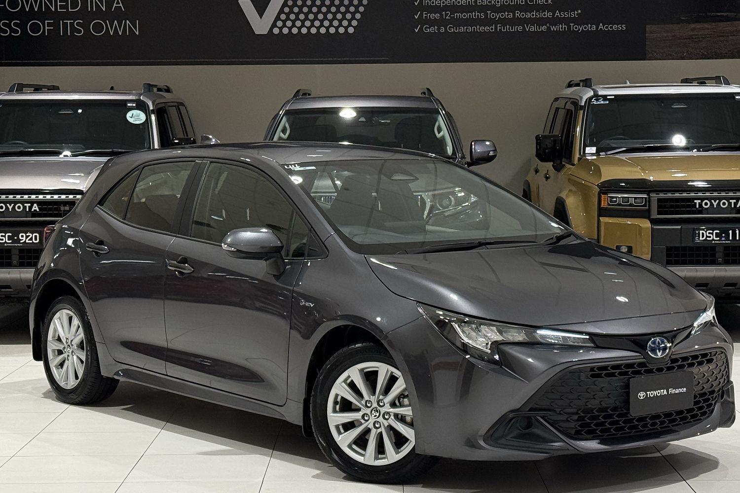 2025 Toyota Corolla Ascent Sport in Silver