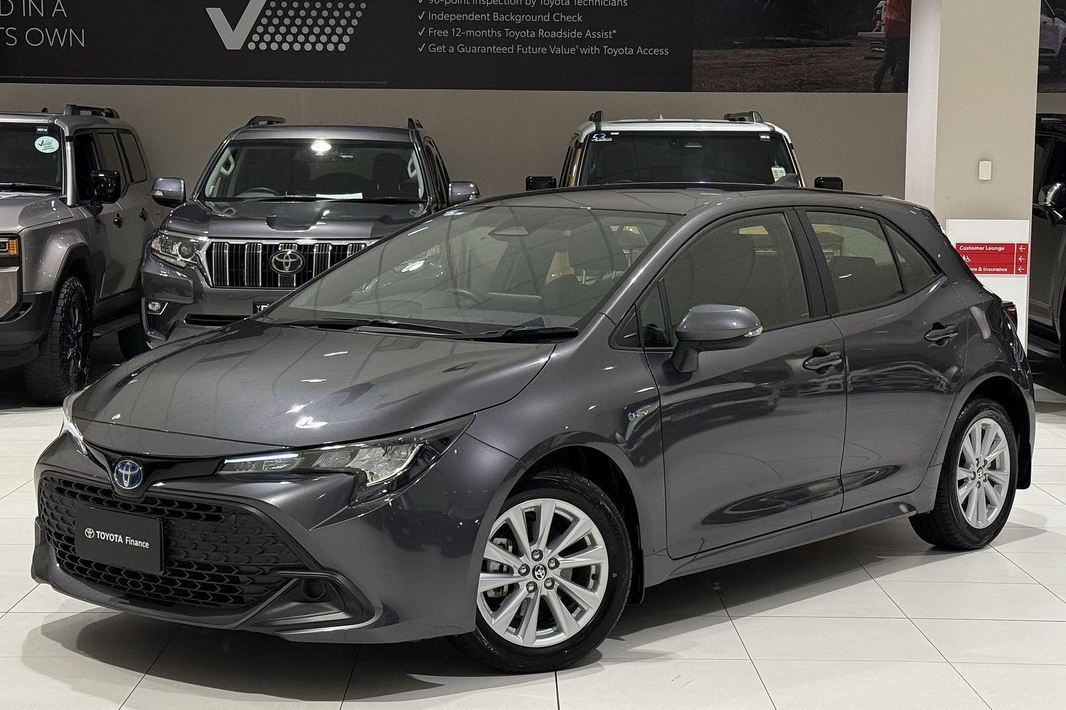 2025 Toyota Corolla Ascent Sport in Silver