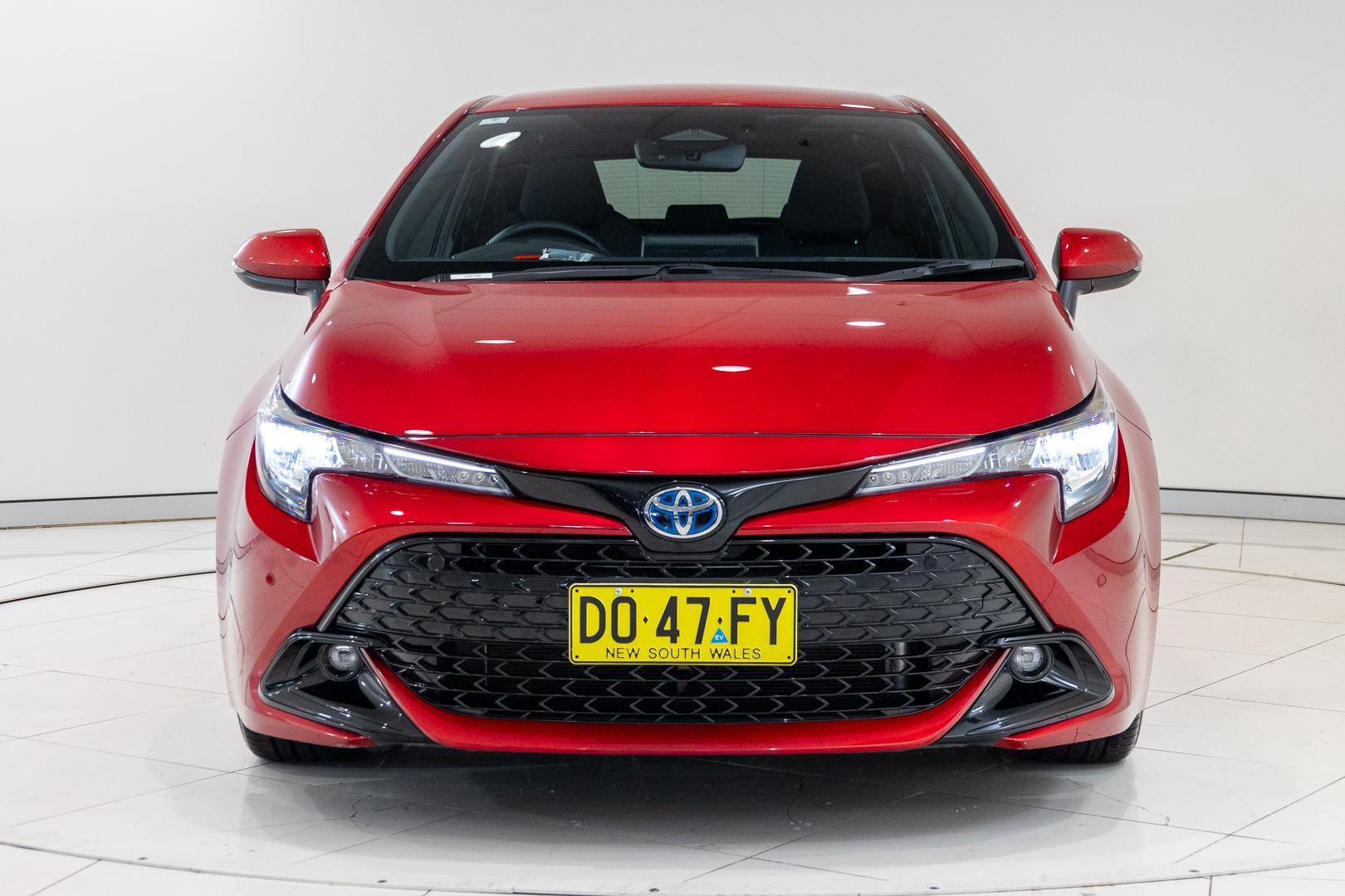 2025 Toyota Corolla SX in Red