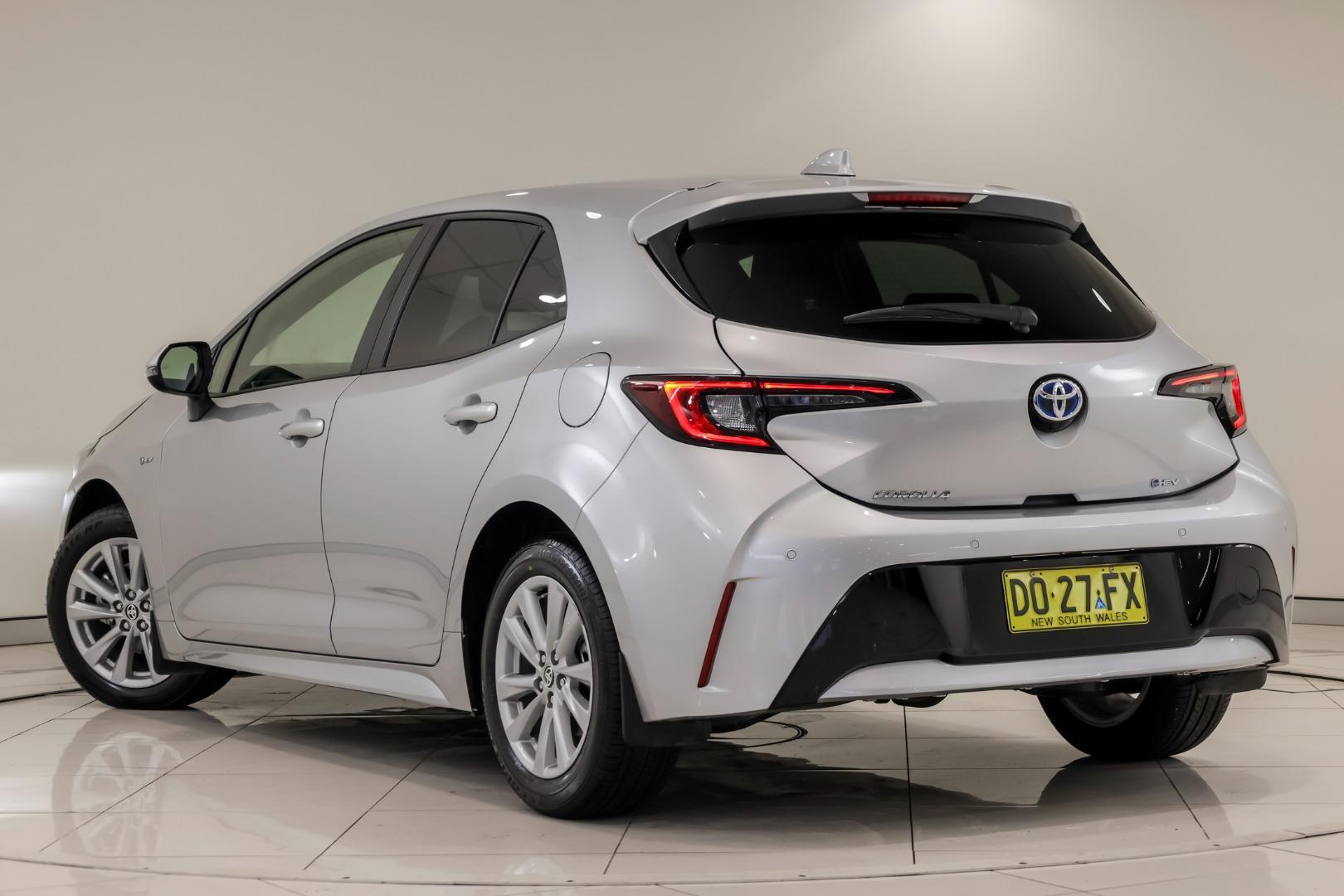 2025 Toyota Corolla SX in Silver