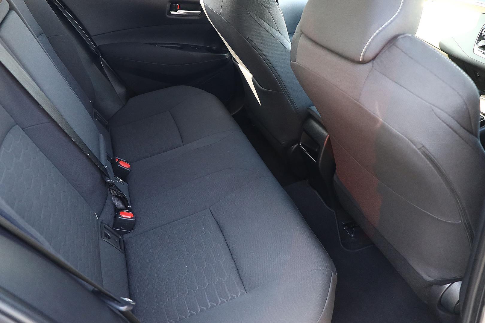 2025 Toyota Corolla SX in Silver