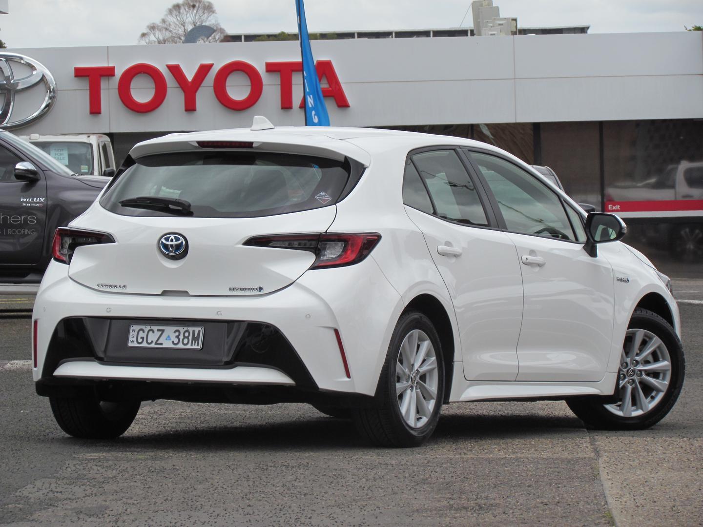 2023 Toyota Corolla Ascent Sport in White