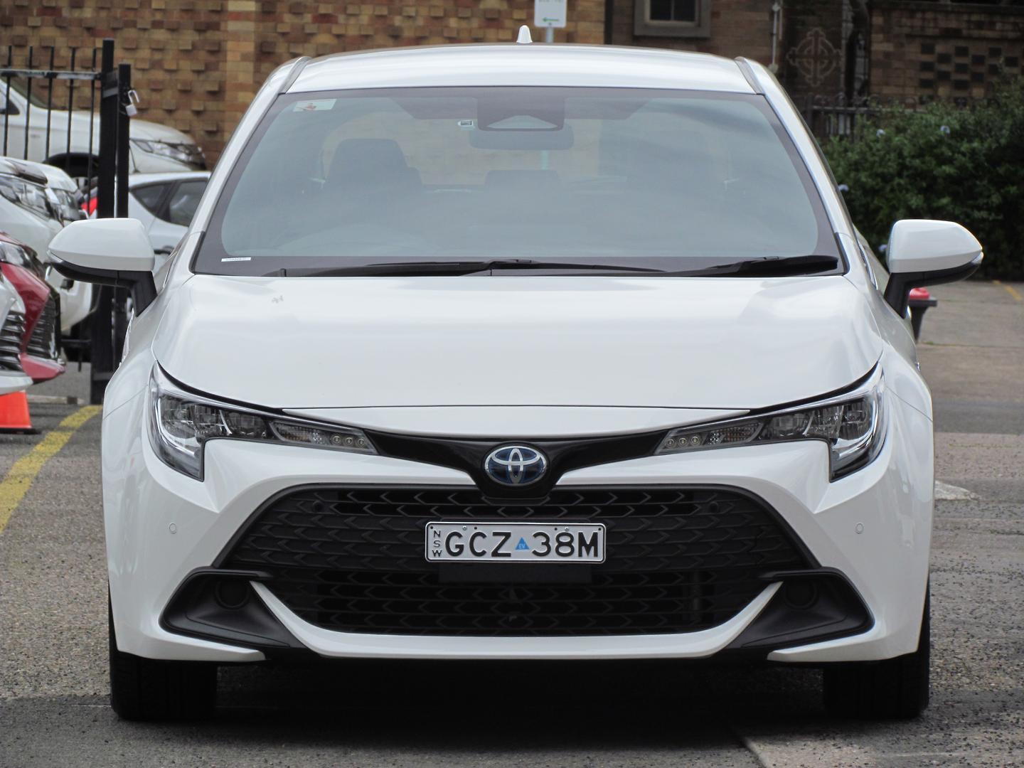 2023 Toyota Corolla Ascent Sport in White