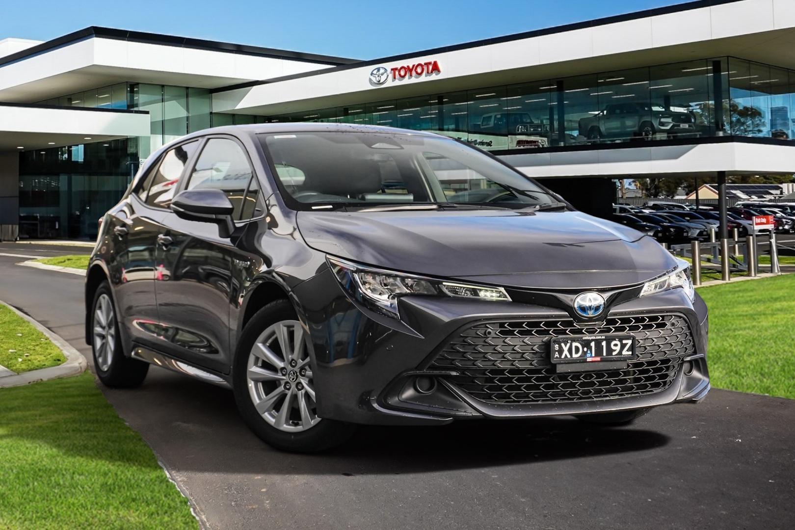 2023 Toyota Corolla Ascent Sport in Silver