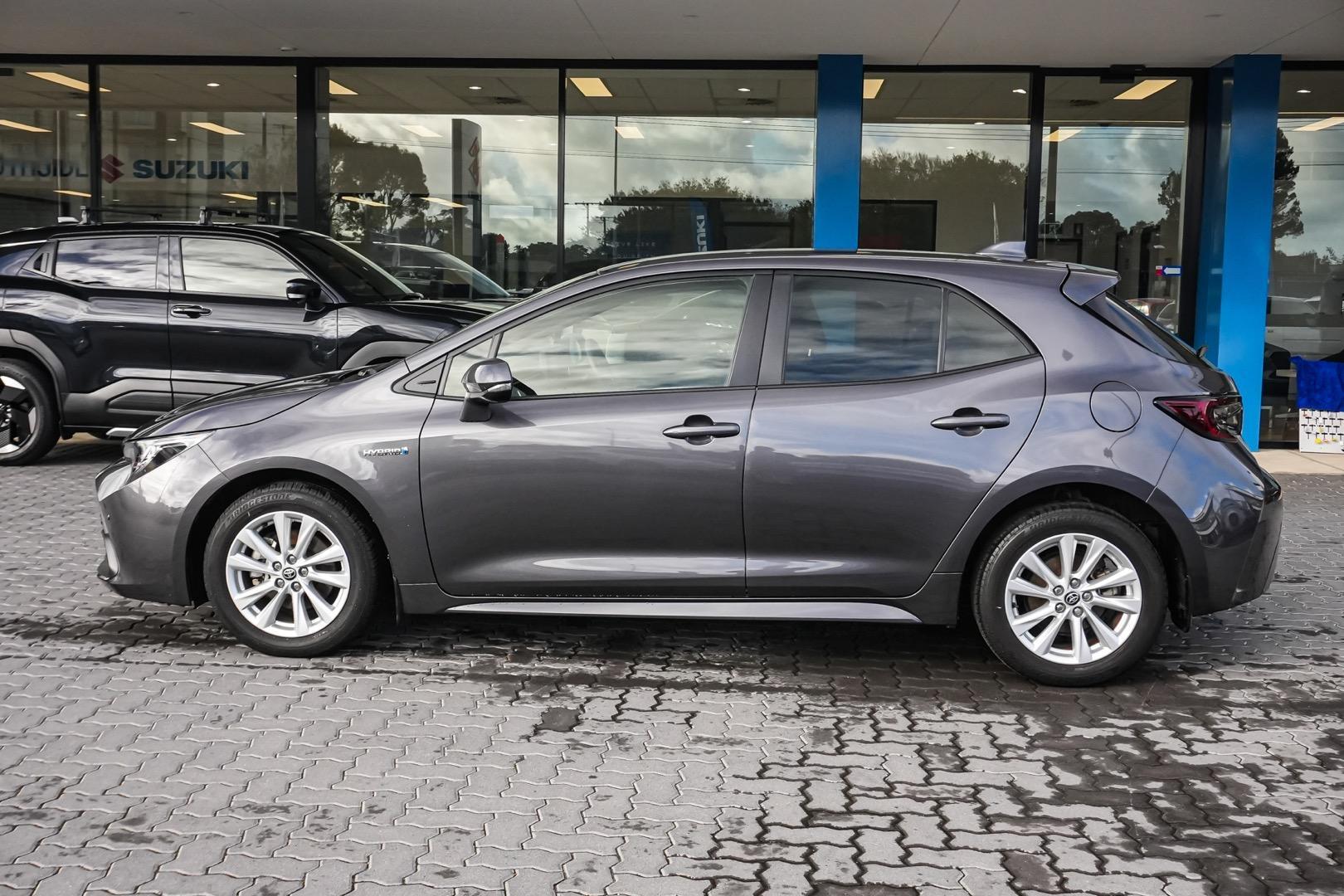2023 Toyota Corolla Ascent Sport in Silver