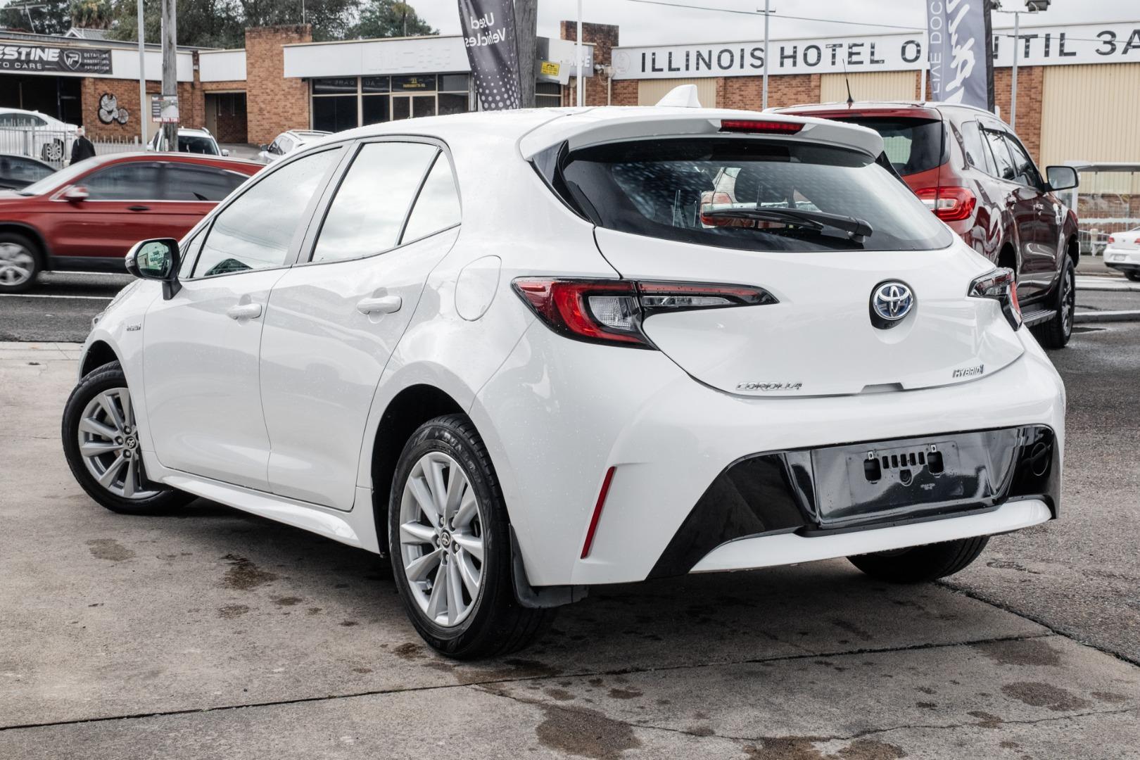 2023 Toyota Corolla Ascent Sport in White
