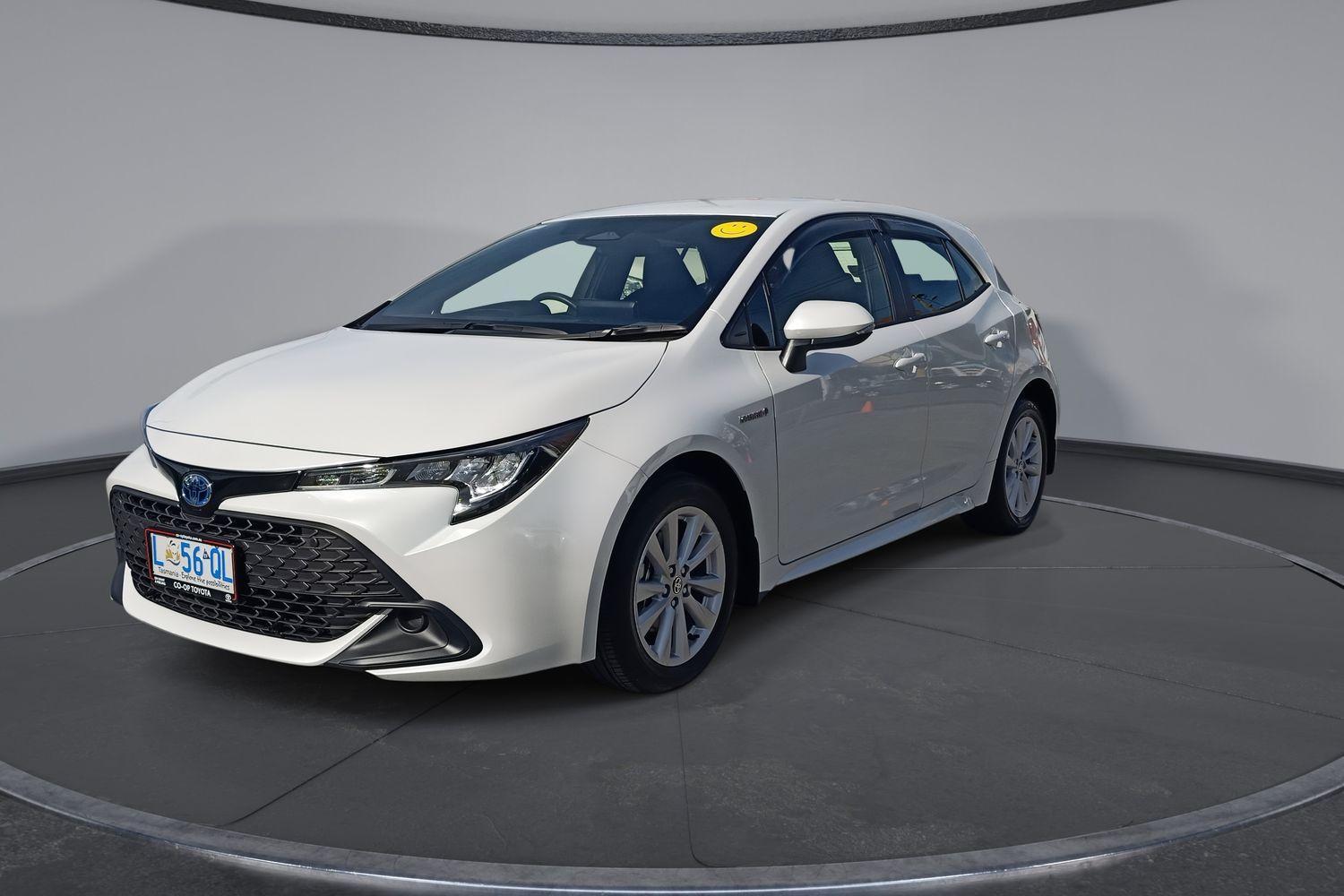 2024 Toyota Corolla Ascent Sport in White
