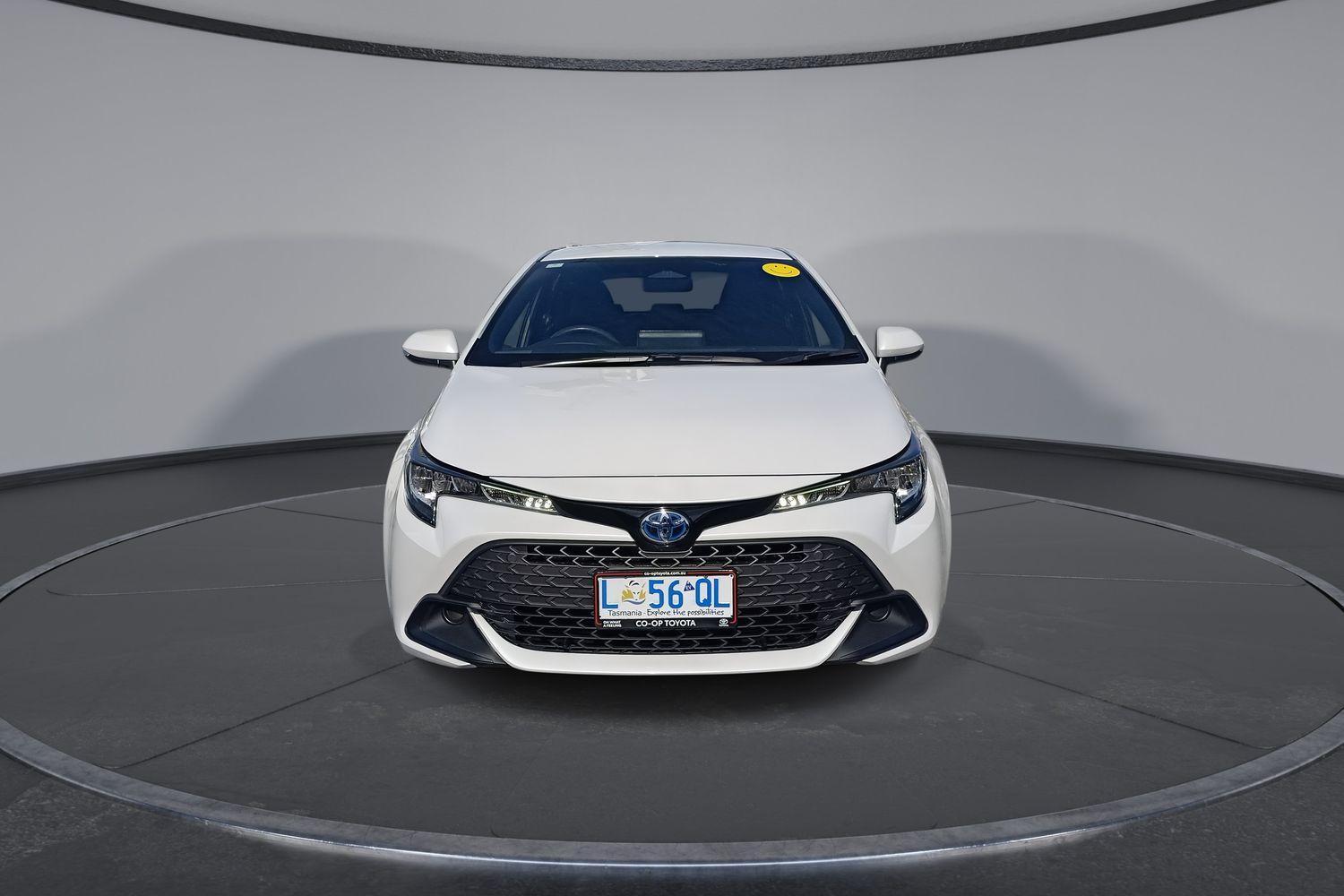 2024 Toyota Corolla Ascent Sport in White
