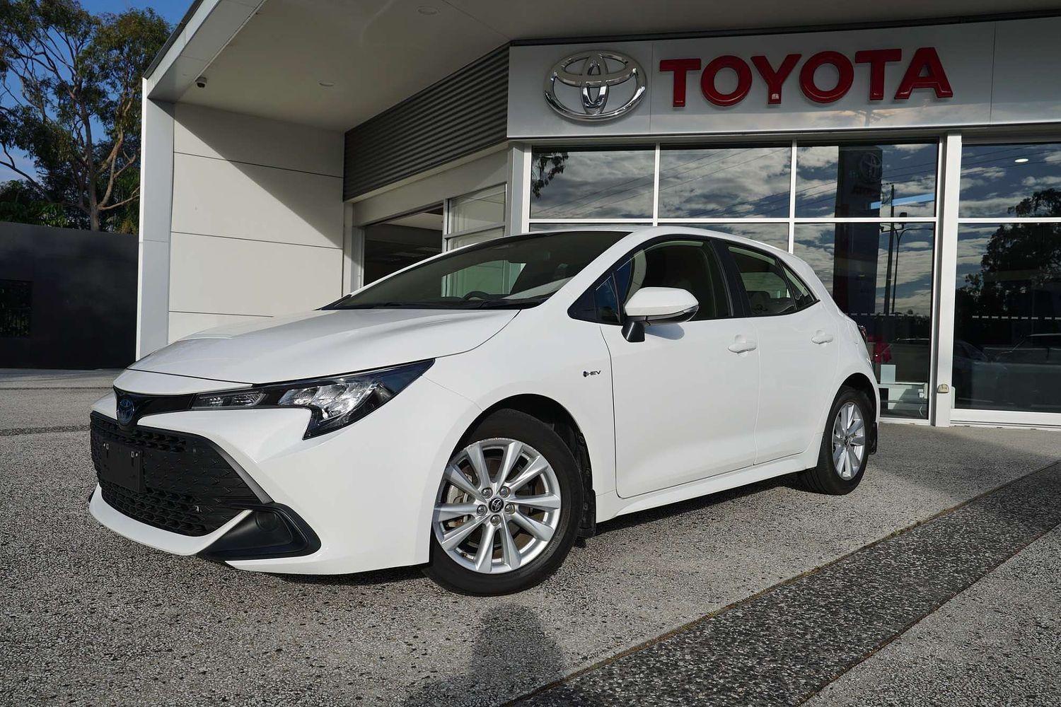 2024 Toyota Corolla Ascent Sport in White