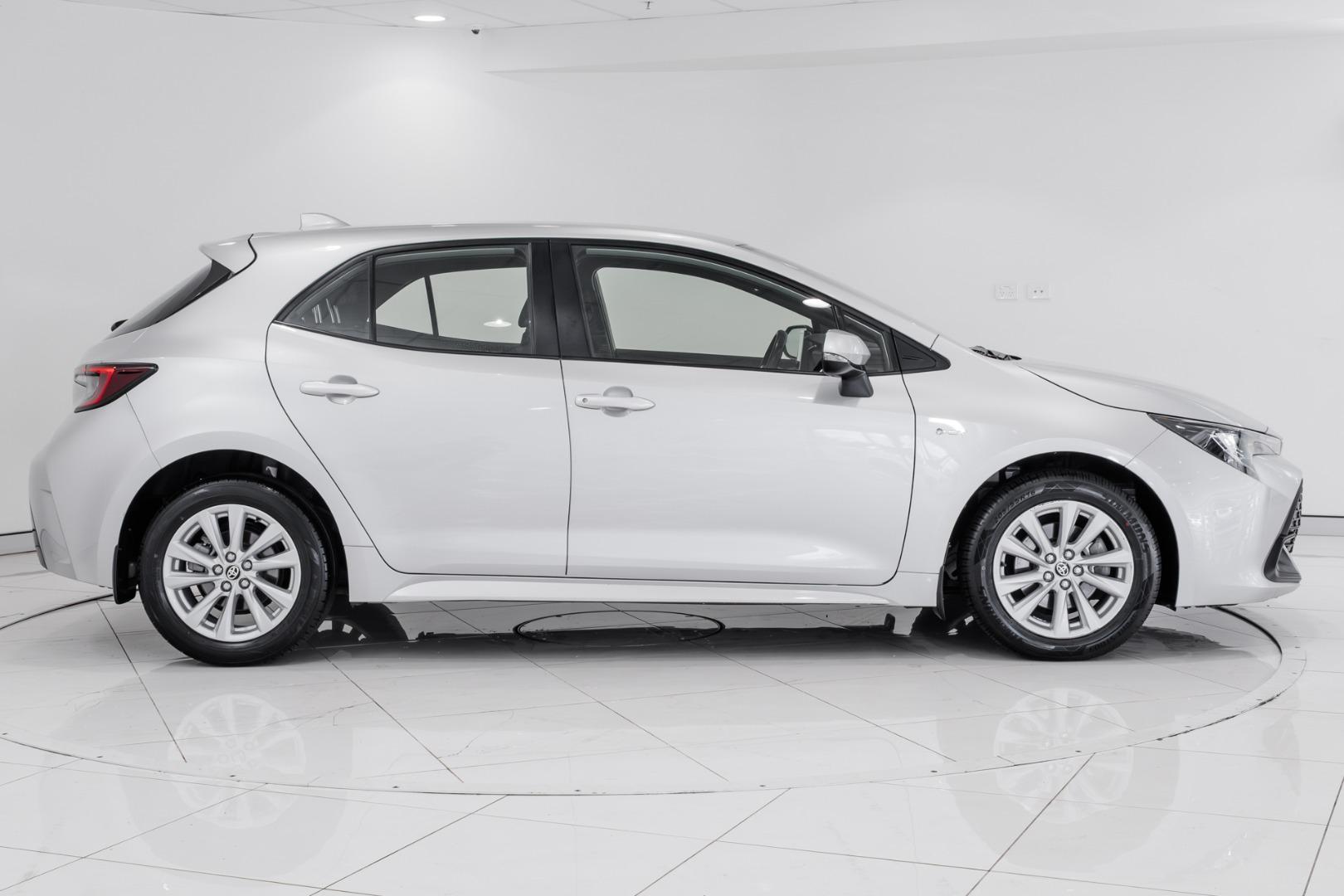 2024 Toyota Corolla Ascent Sport in Silver