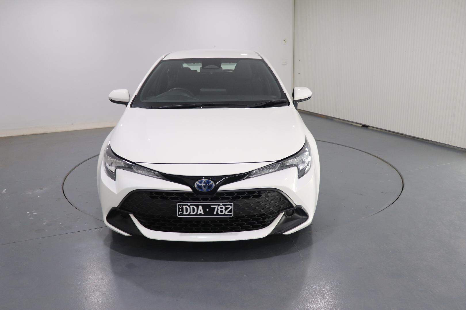 2024 Toyota Corolla Ascent Sport in White