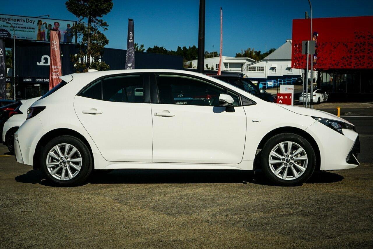 2024 Toyota Corolla Ascent Sport in White