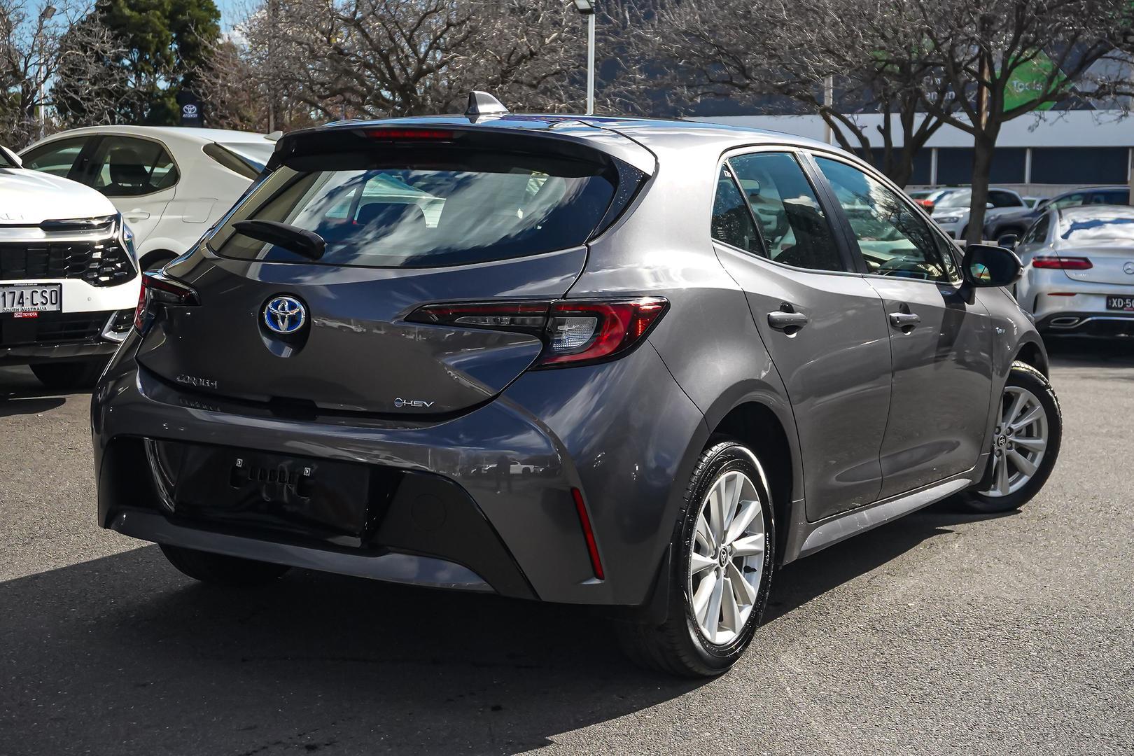 2025 Toyota Corolla Ascent Sport in Silver