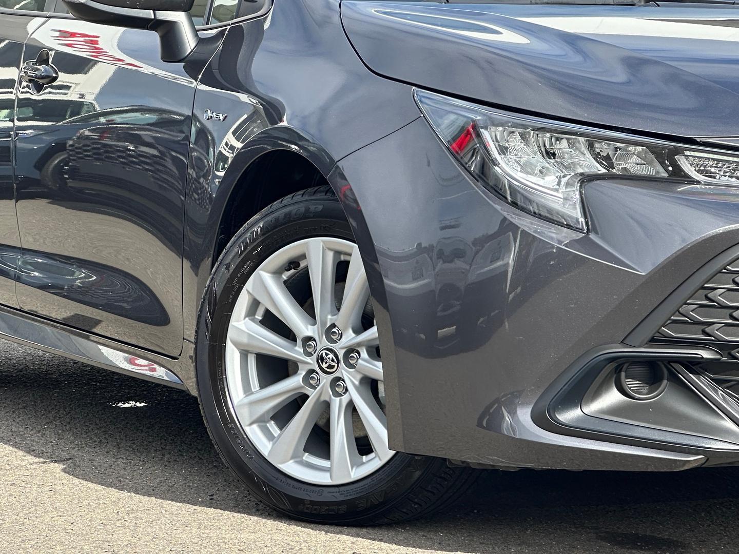 2025 Toyota Corolla Ascent Sport in Silver