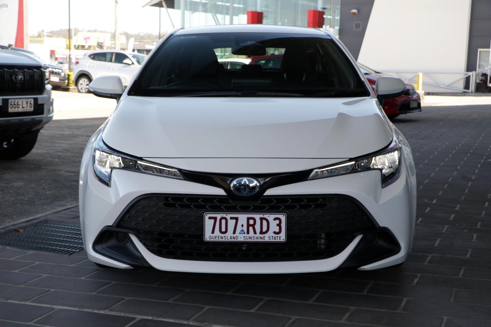 2025 Toyota Corolla Ascent Sport in White