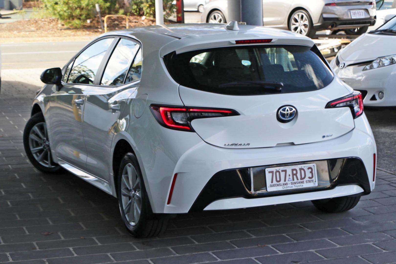 2025 Toyota Corolla Ascent Sport in White