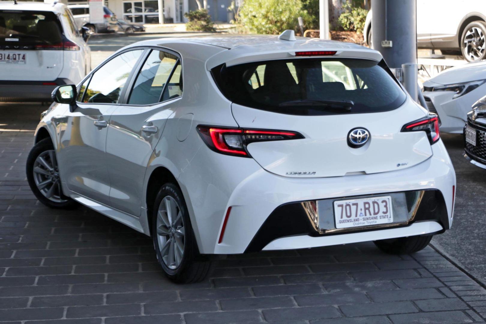 2025 Toyota Corolla Ascent Sport in White