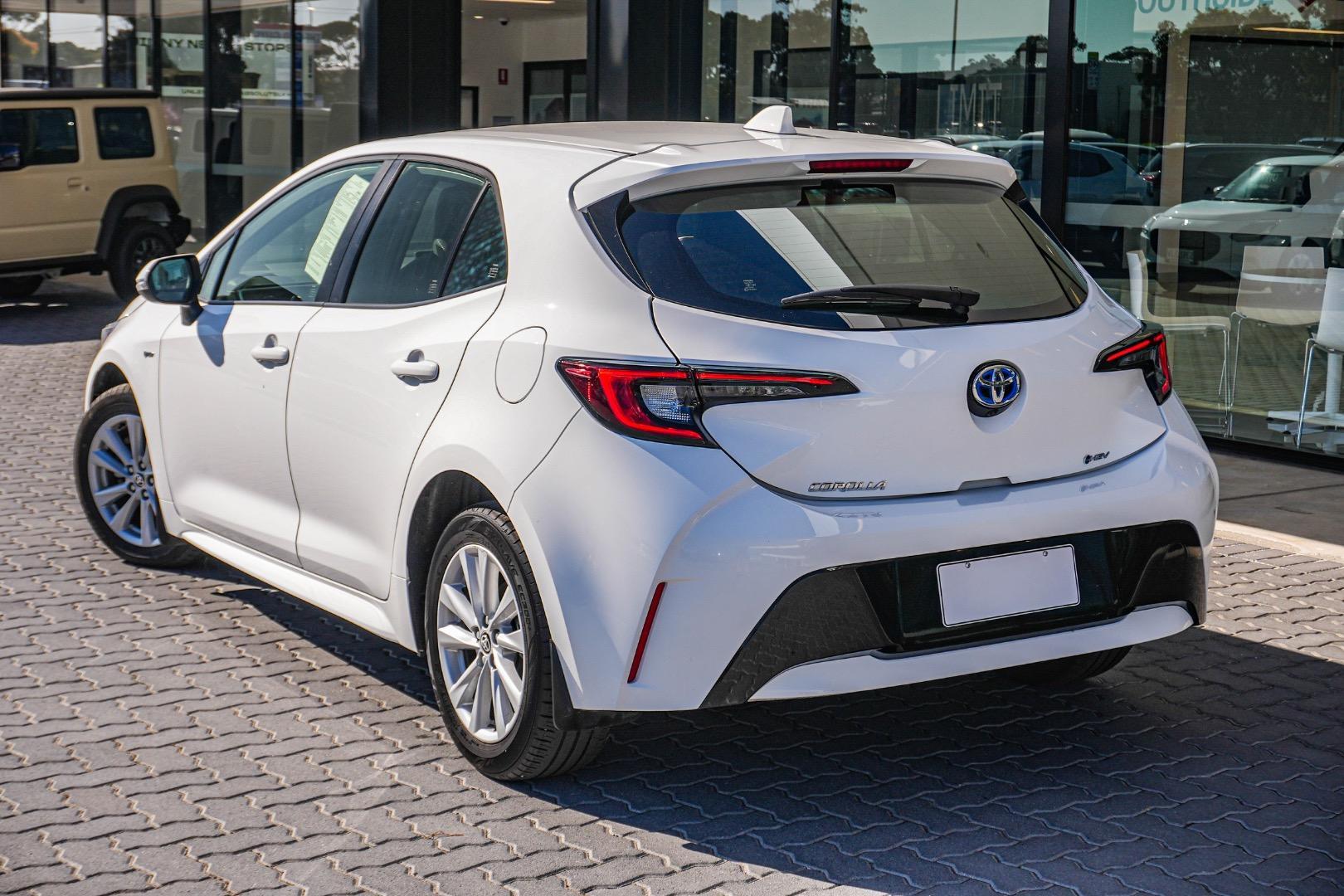 2025 Toyota Corolla Ascent Sport in White