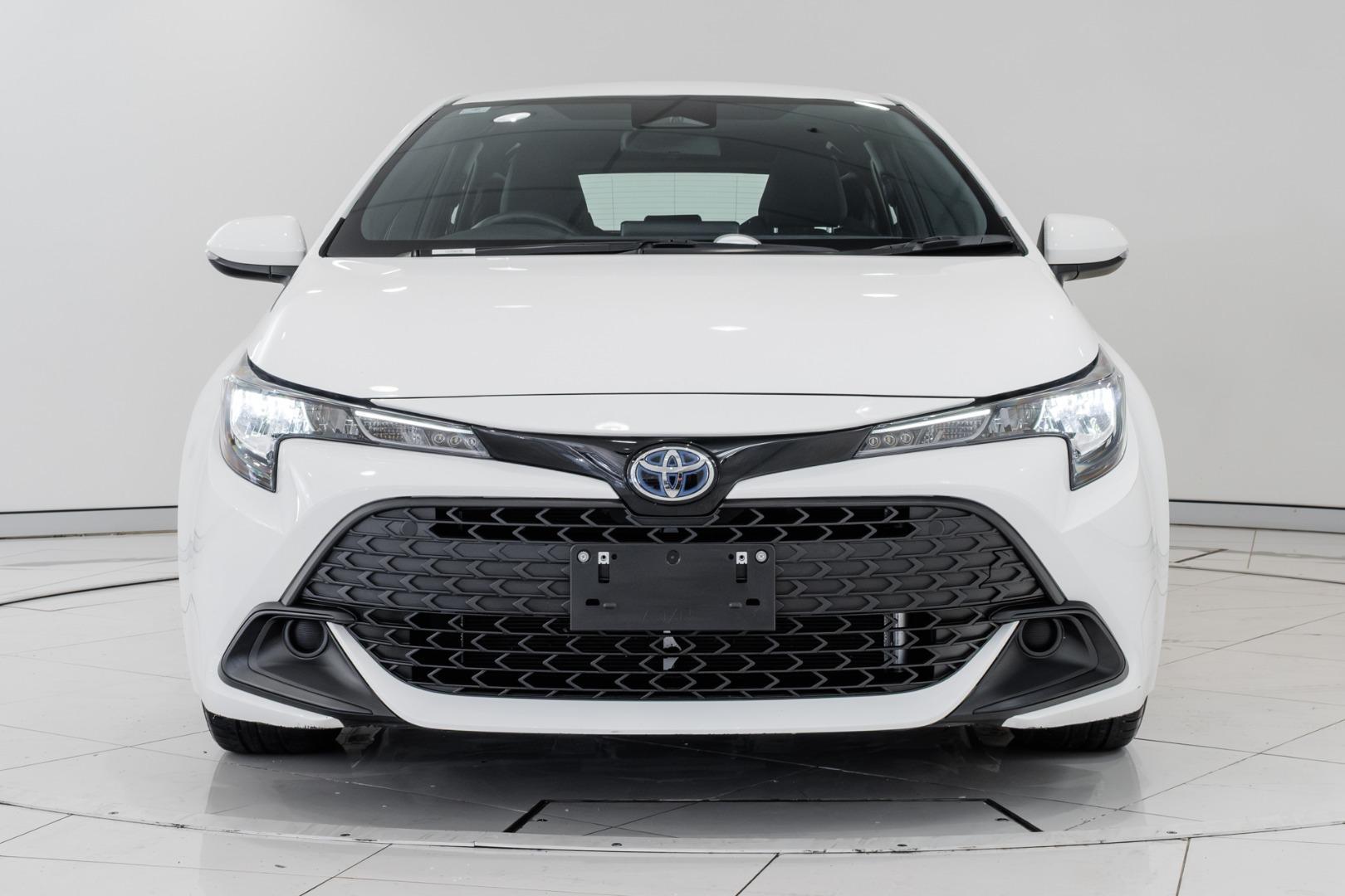 2025 Toyota Corolla Ascent Sport in White