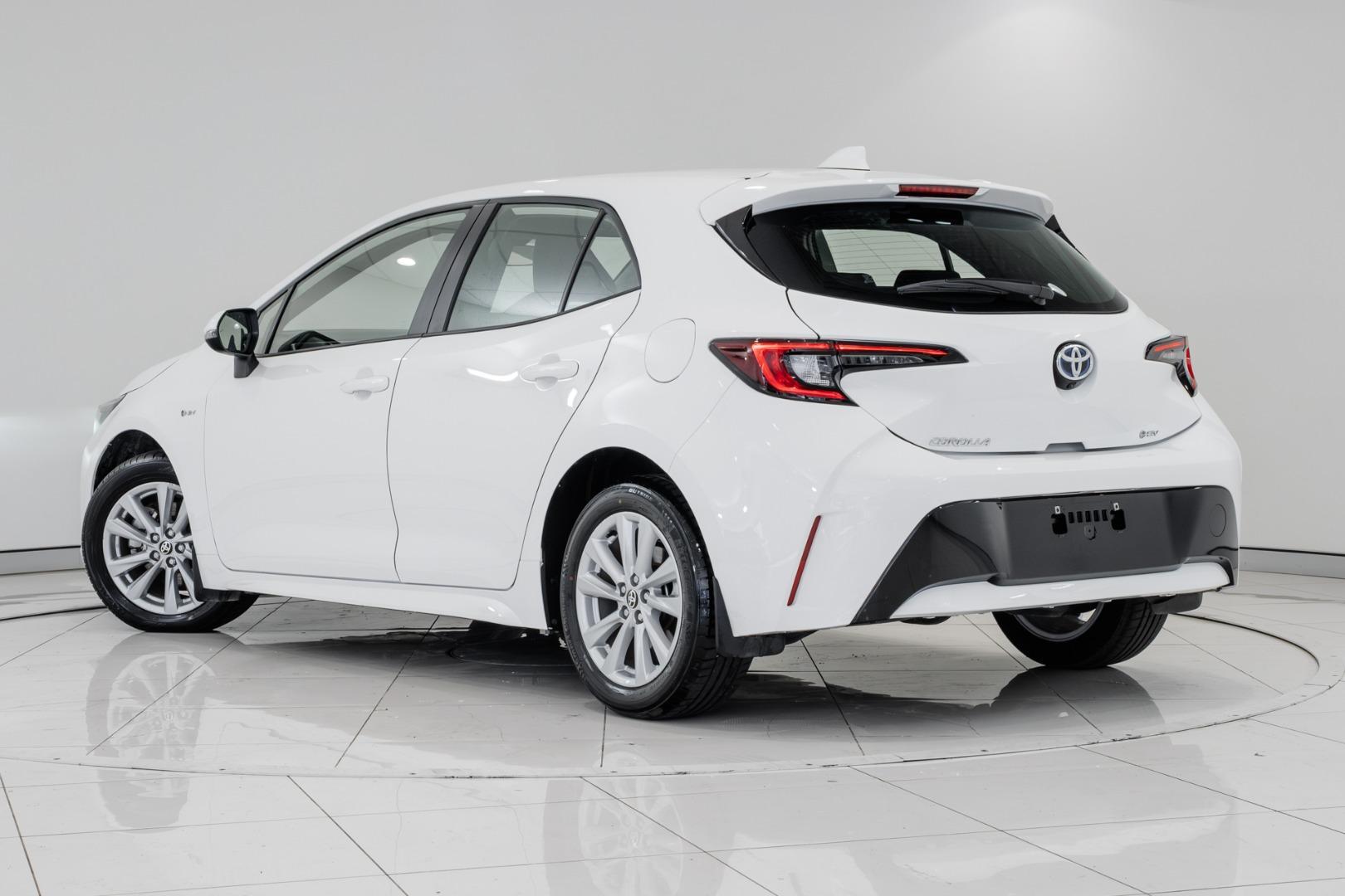2025 Toyota Corolla Ascent Sport in White
