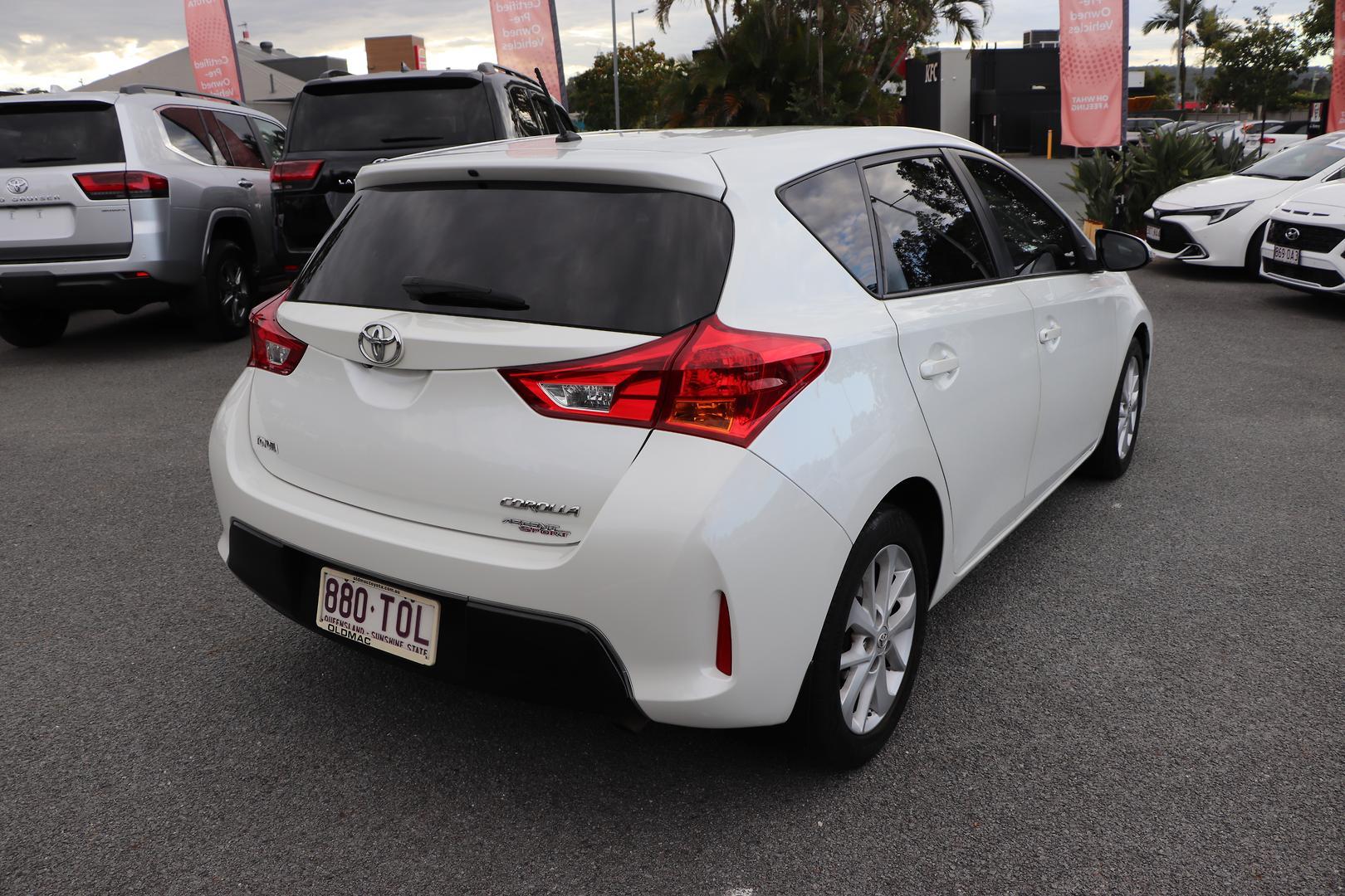 2013 Toyota Corolla Ascent Sport in White