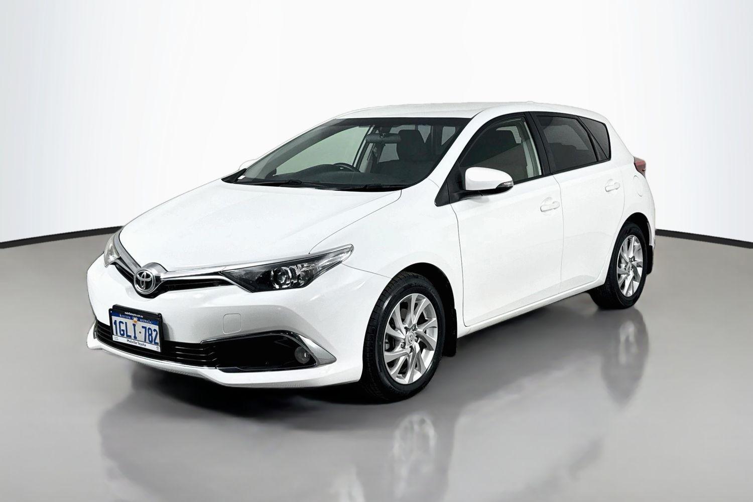 2018 Toyota Corolla ASCENT SPORT in White