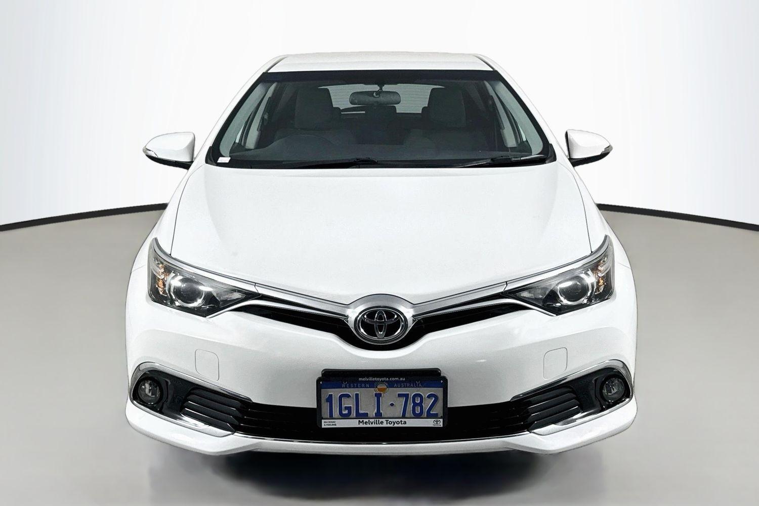 2018 Toyota Corolla ASCENT SPORT in White