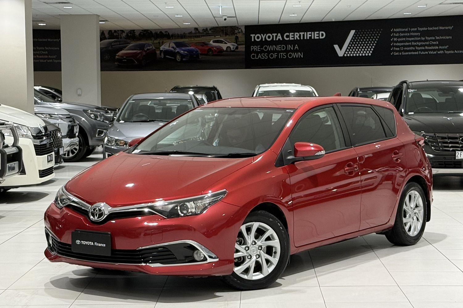 2017 Toyota Corolla Ascent Sport in Red
