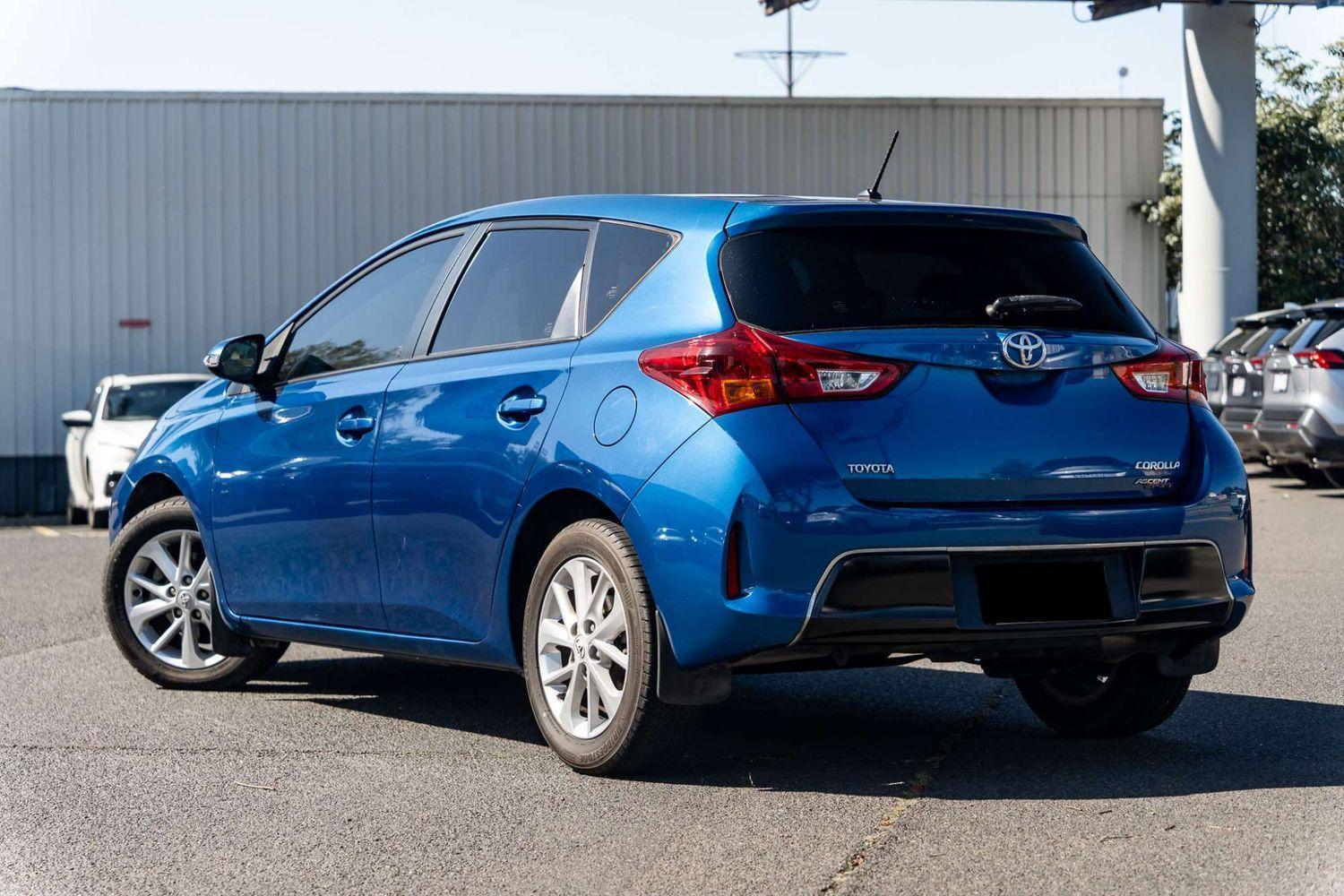 2013 Toyota Corolla Ascent Sport in Blue
