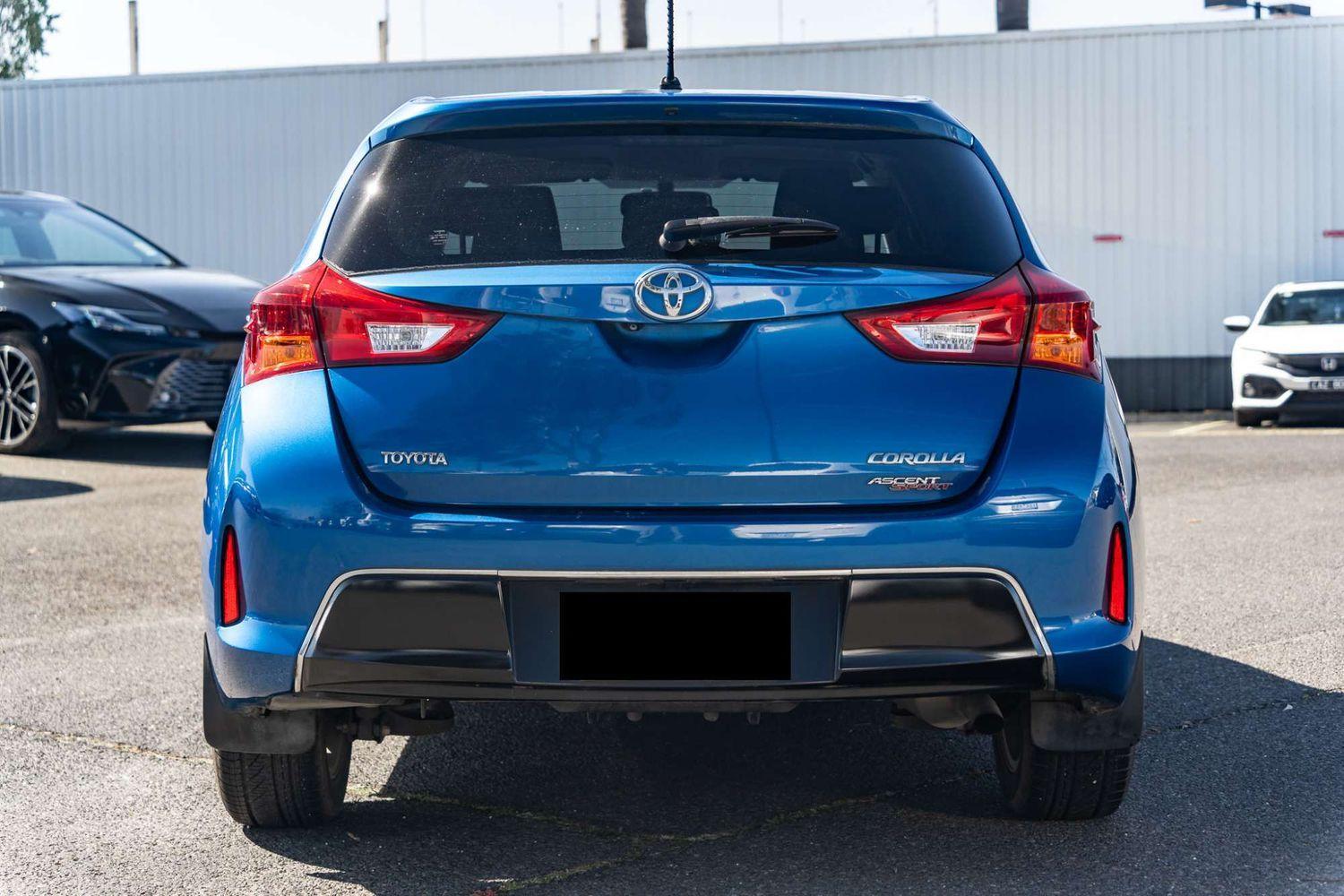 2013 Toyota Corolla Ascent Sport in Blue