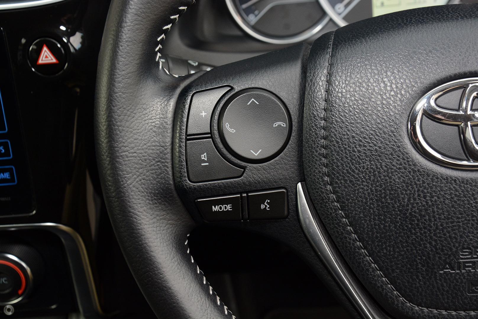 2017 Toyota Corolla Ascent Sport in Silver