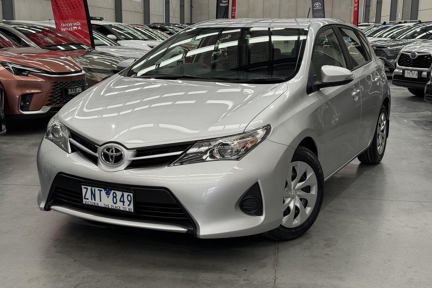 2013 Toyota Corolla Ascent in Silver