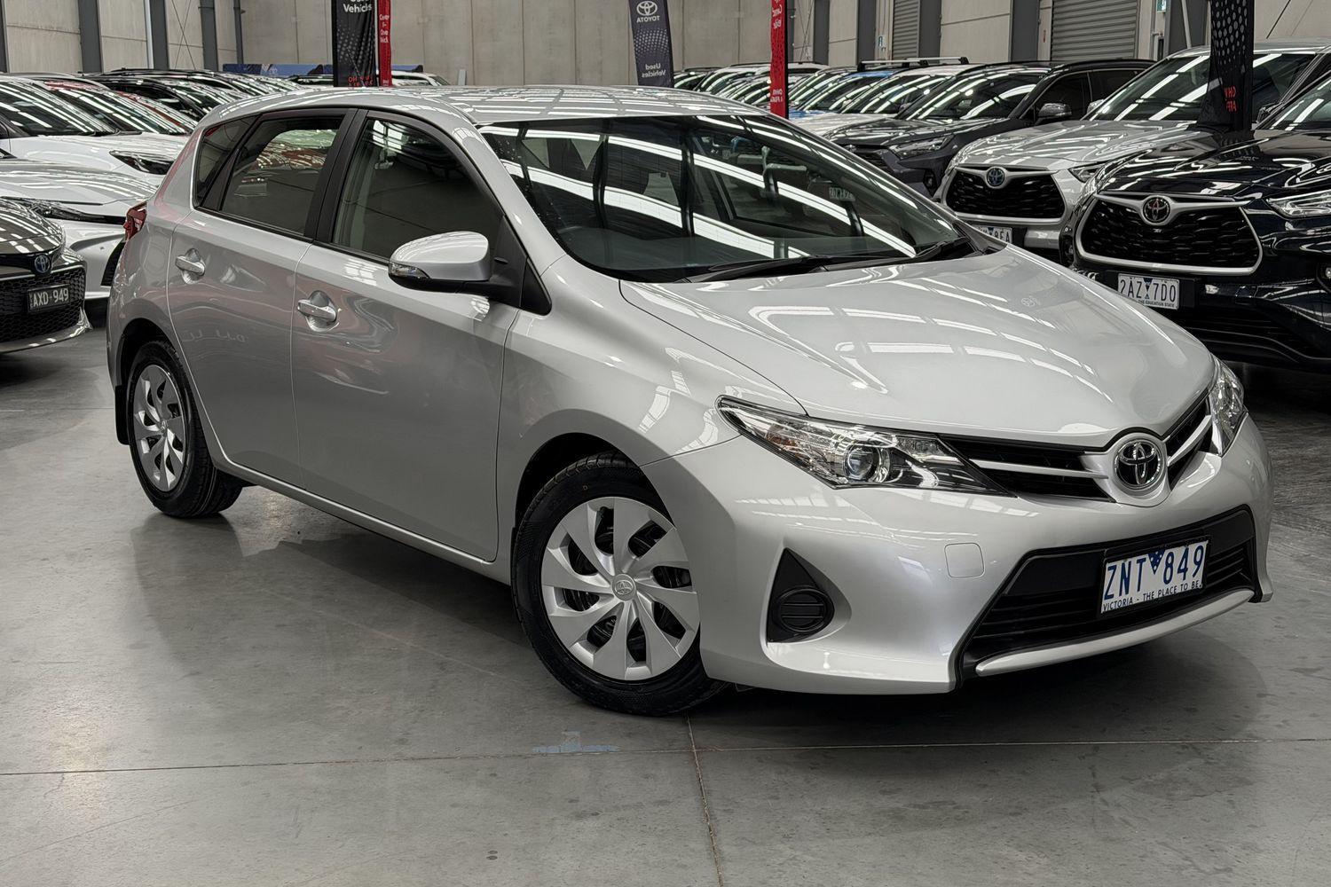 2013 Toyota Corolla Ascent in Silver
