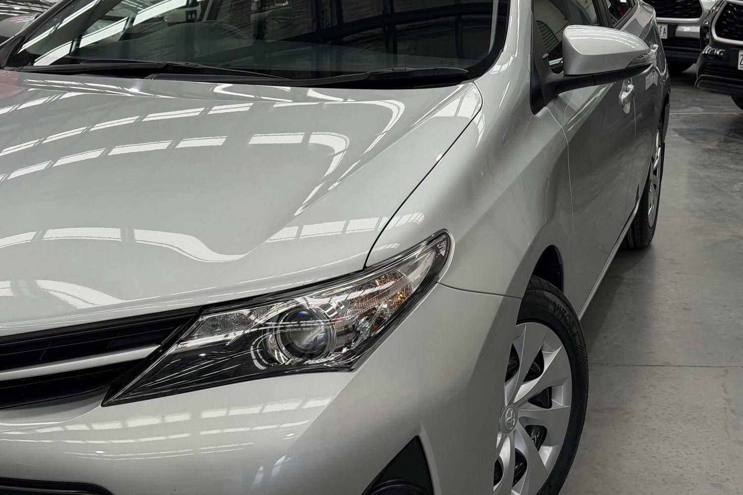 2013 Toyota Corolla Ascent in Silver