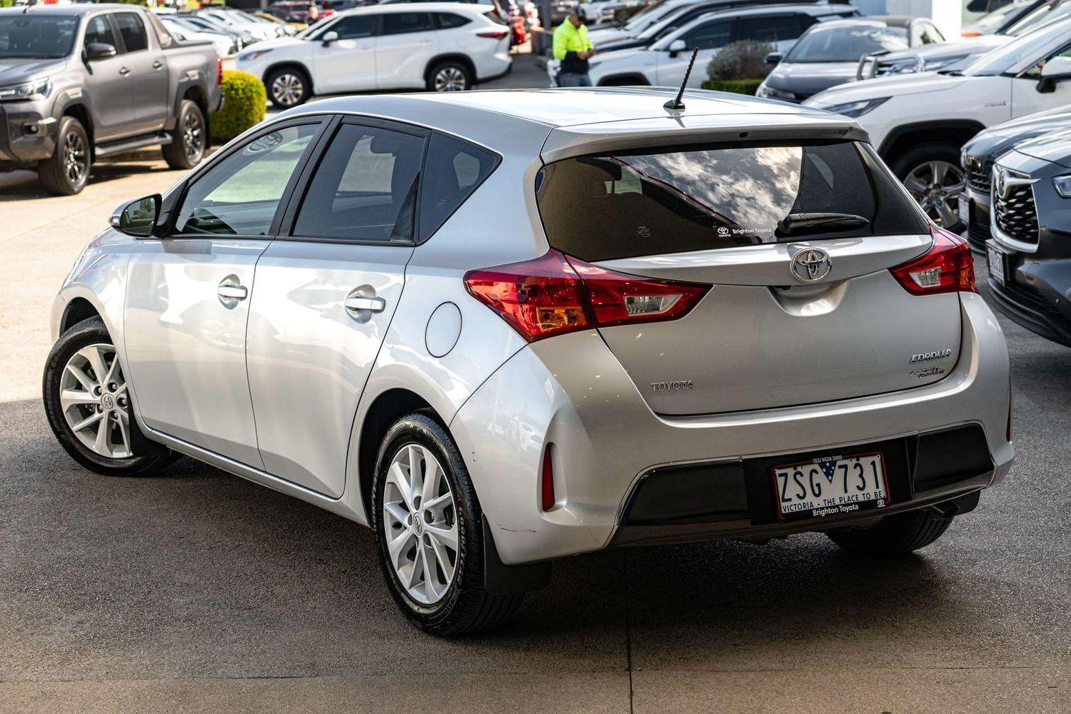 2013 Toyota Corolla Ascent Sport in Silver