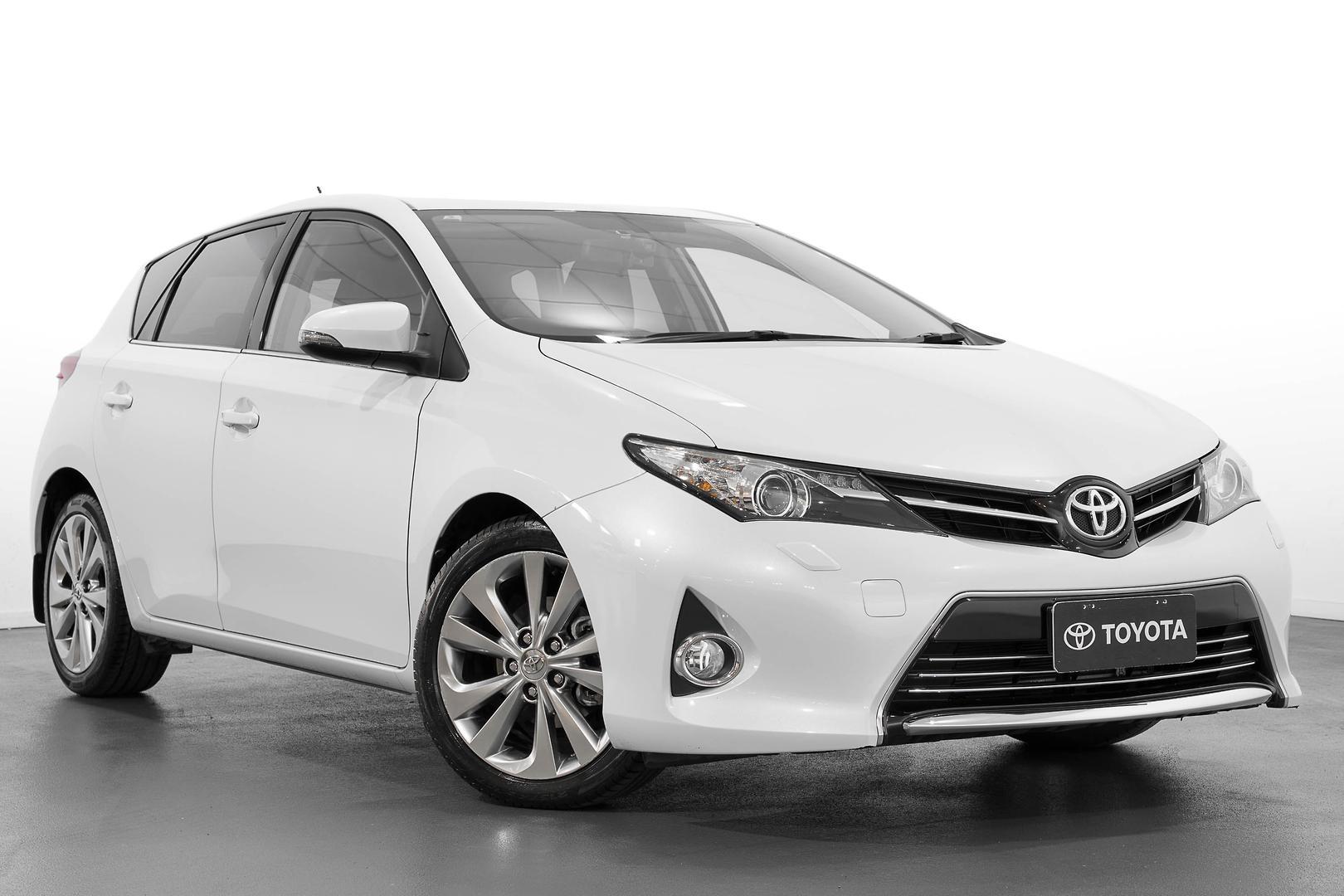 2014 Toyota Corolla Levin ZR in White