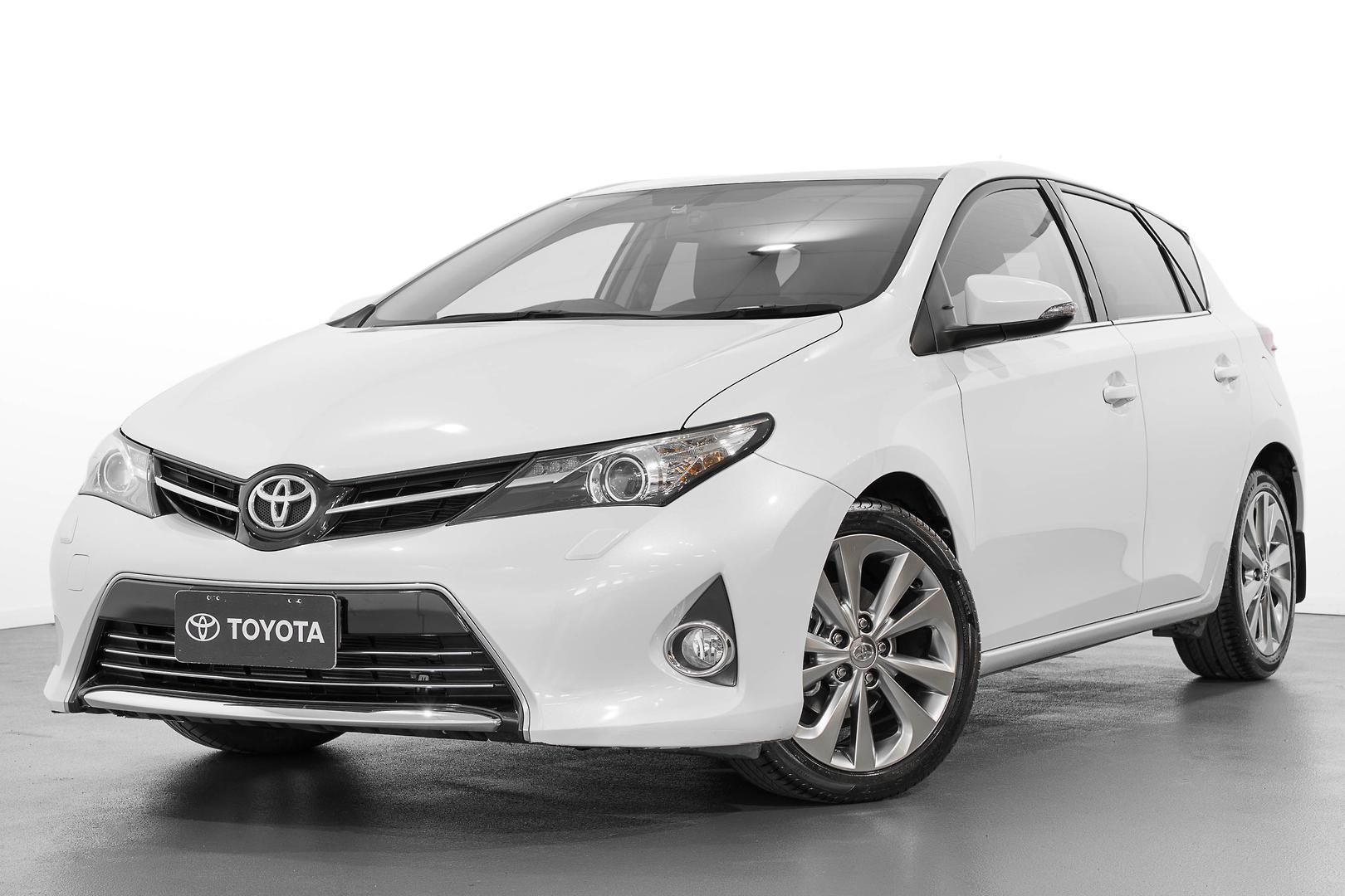 2014 Toyota Corolla Levin ZR in White