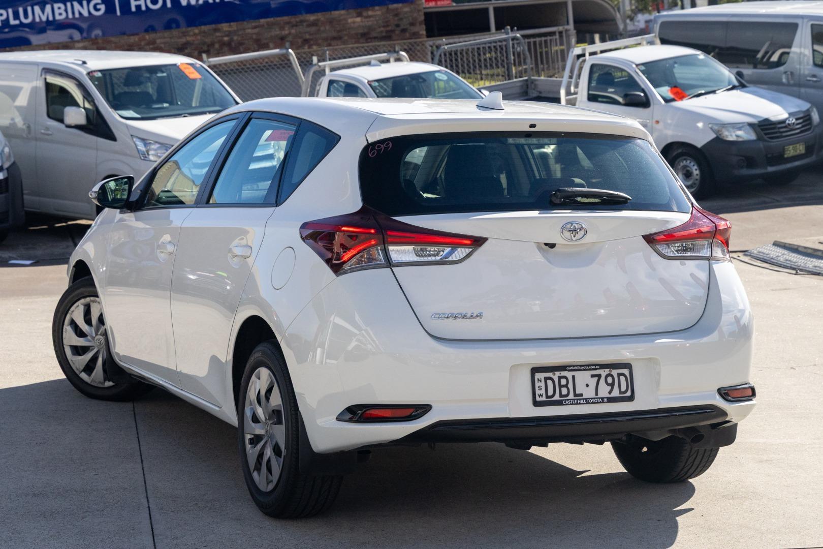 2015 Toyota Corolla Ascent in White