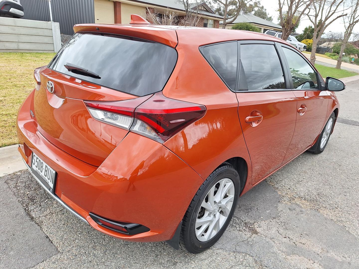 2017 Toyota Corolla Ascent Sport in Red