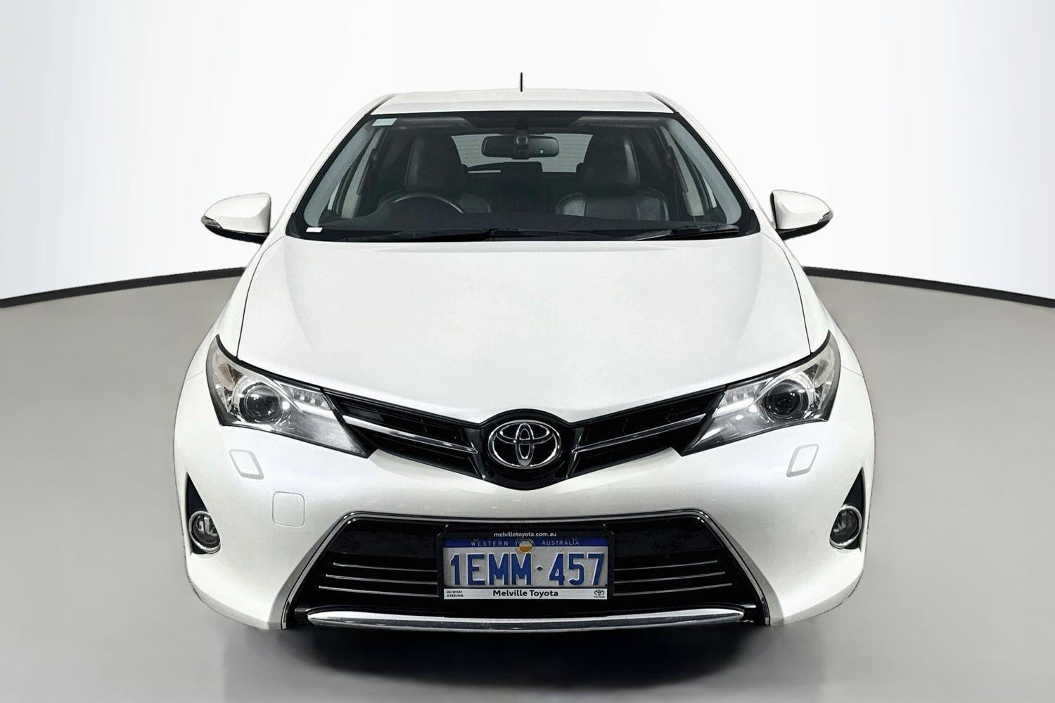 2014 Toyota Corolla LEVIN ZR in White