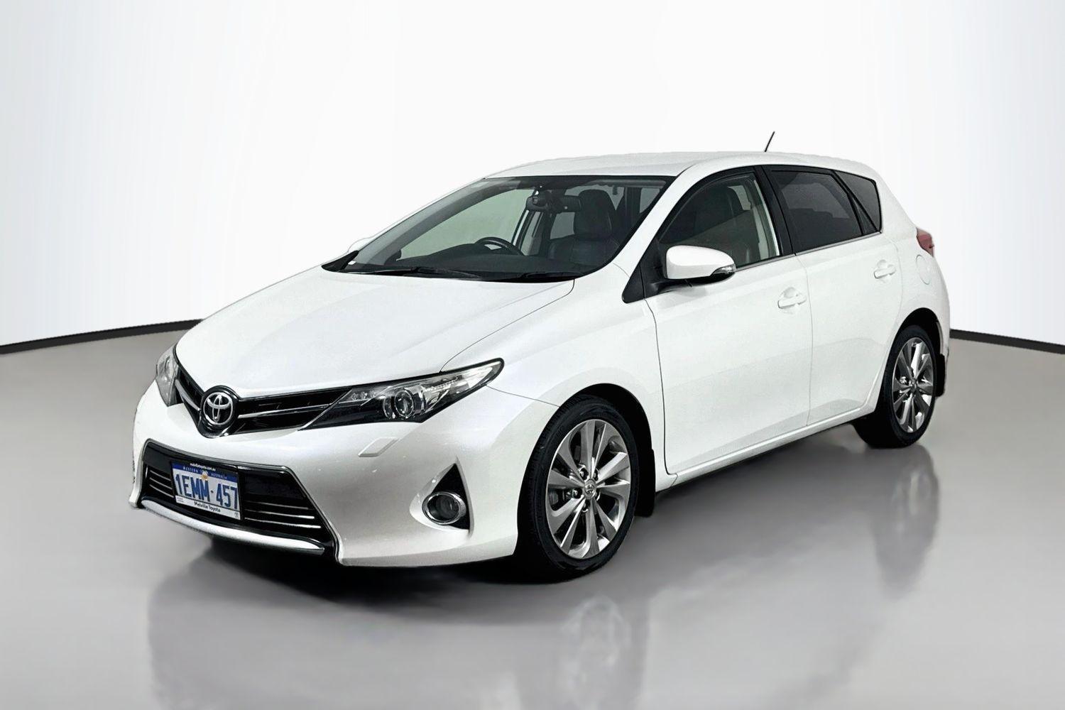2014 Toyota Corolla LEVIN ZR in White