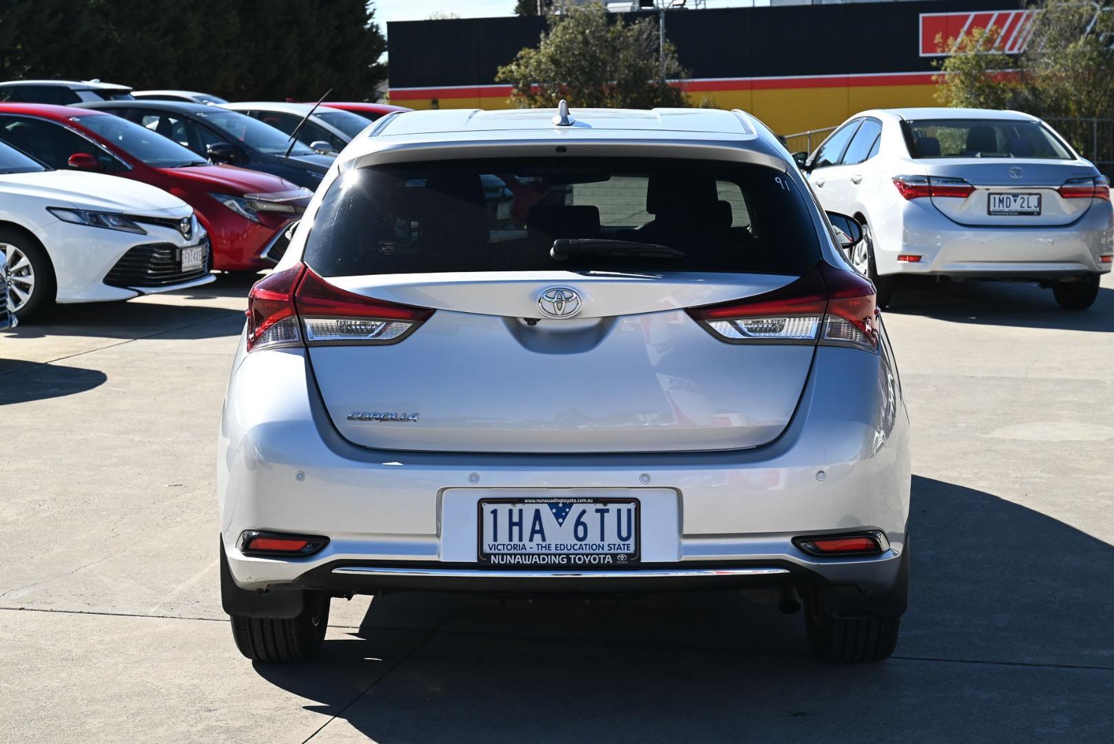 2015 Toyota Corolla Ascent Sport in Silver