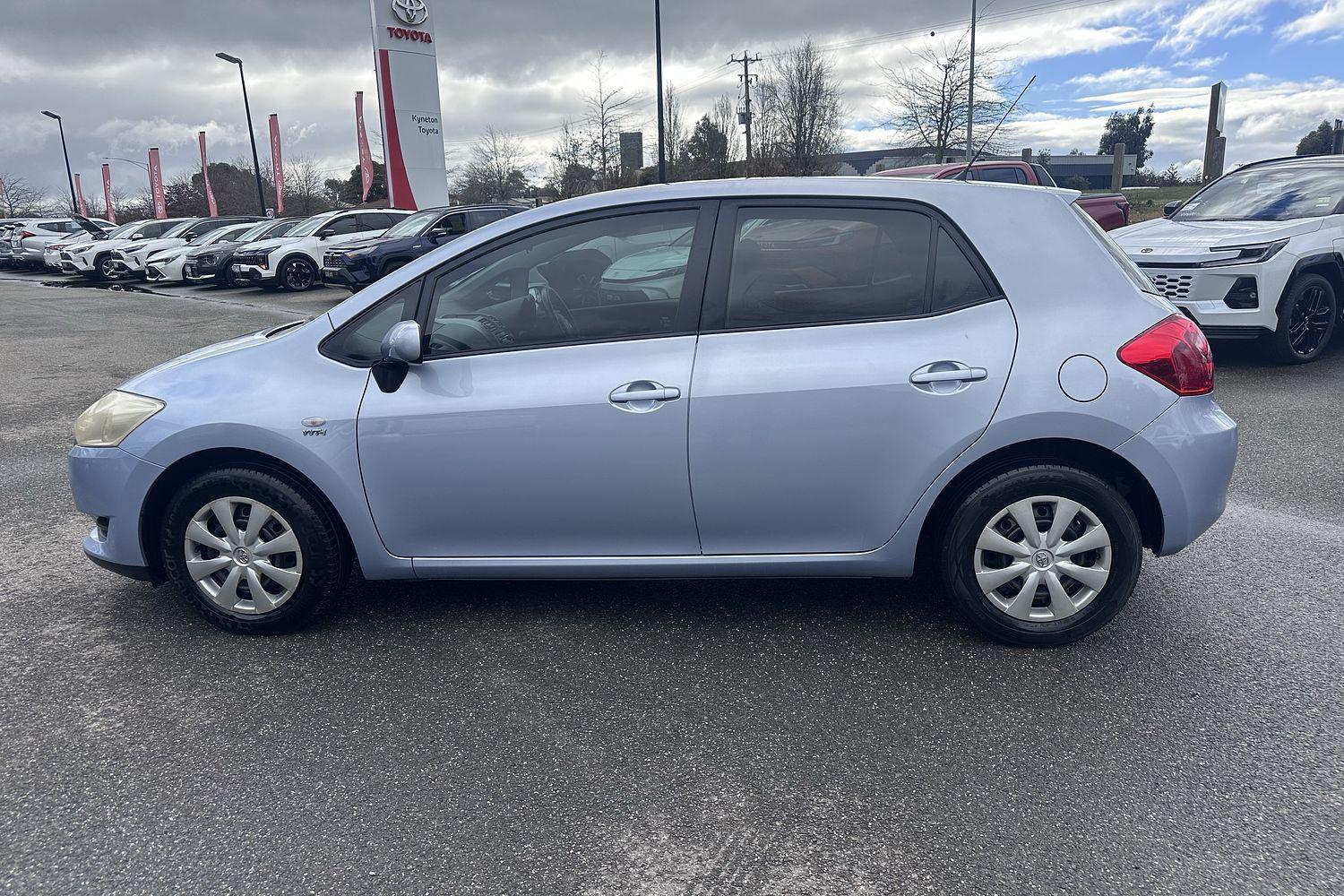 2008 Toyota Corolla Ascent in Blue