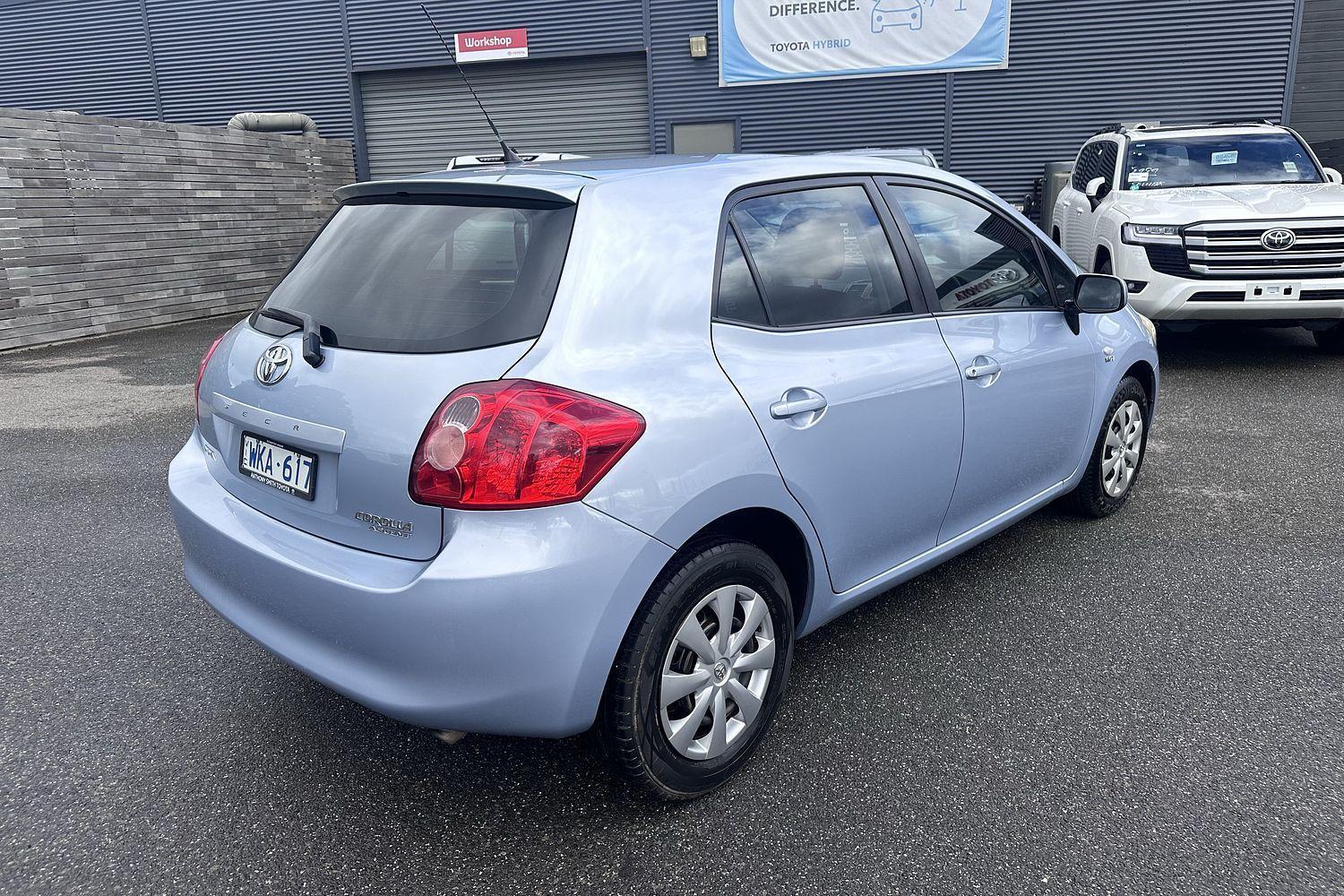 2008 Toyota Corolla Ascent in Blue
