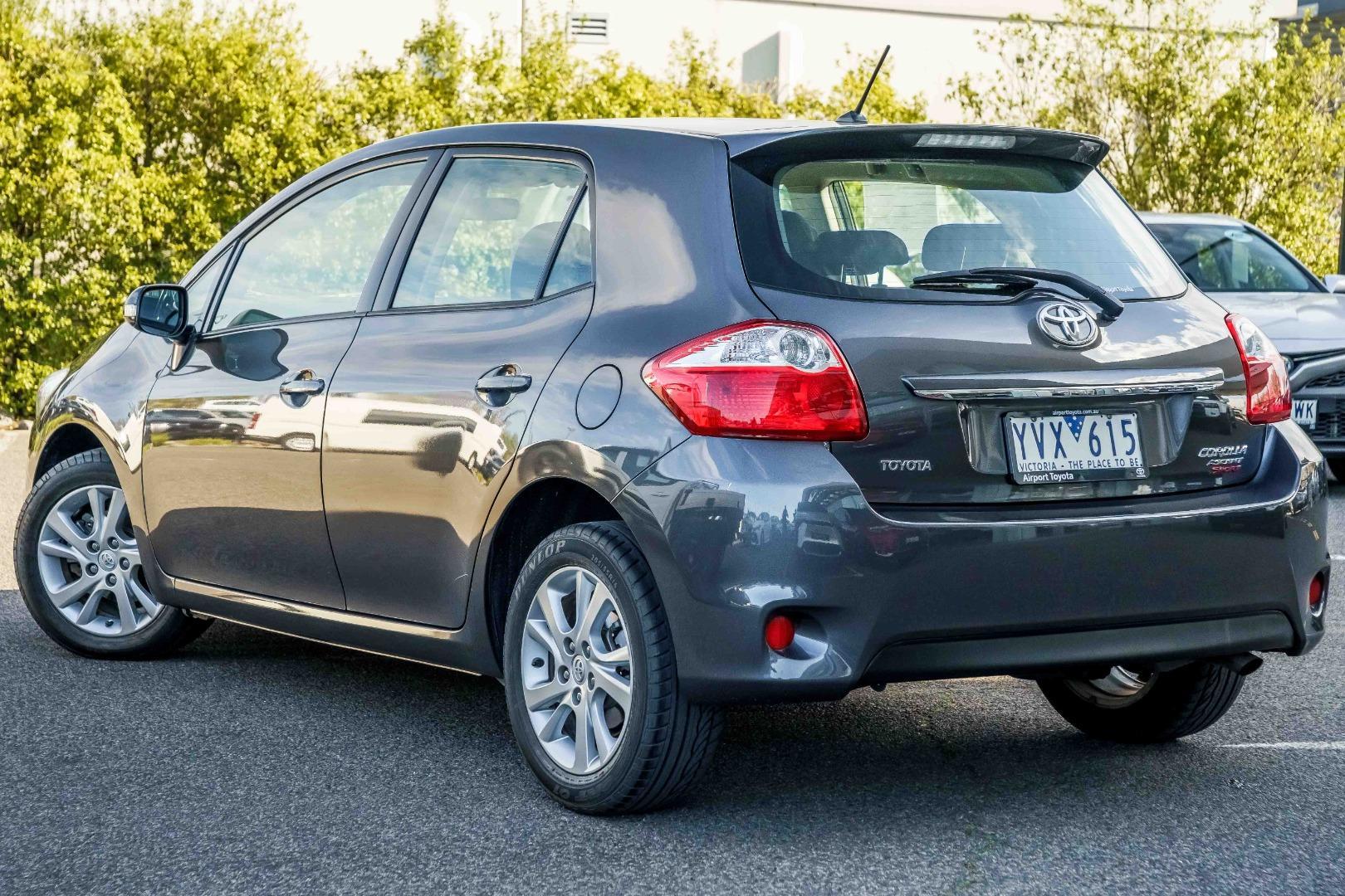 2011 Toyota Corolla Ascent Sport in Silver