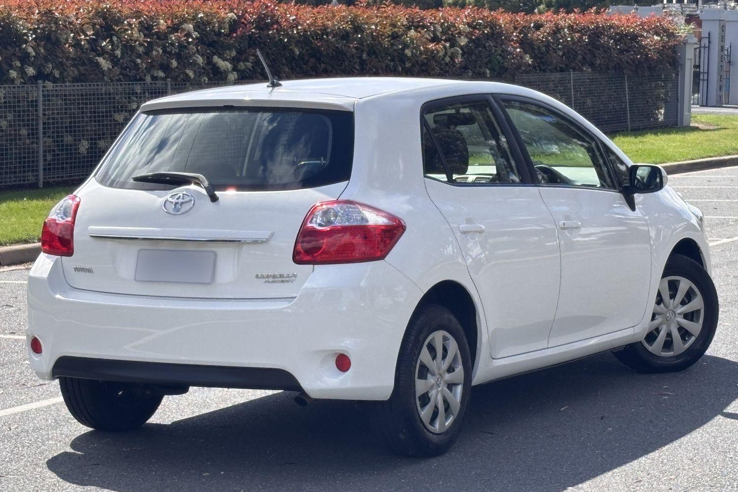 2012 Toyota Corolla Ascent in White