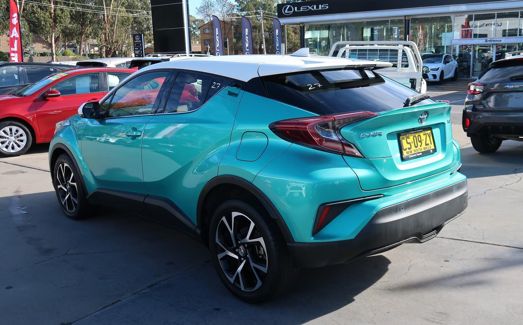 2018 Toyota C-HR Koba 2WD in Two Tone Green